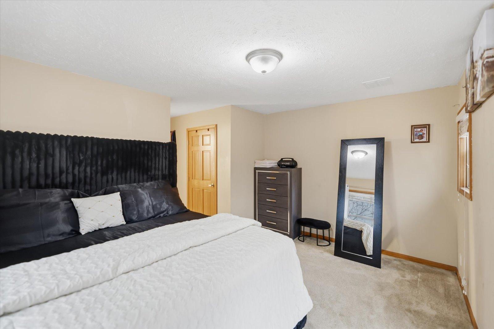 View of Residential at 4141 Fremont Avenue, Minneapolis MN 55412, Minneapolis (31 of 53) - Mike Wilen | Minnesota Team Real Estate