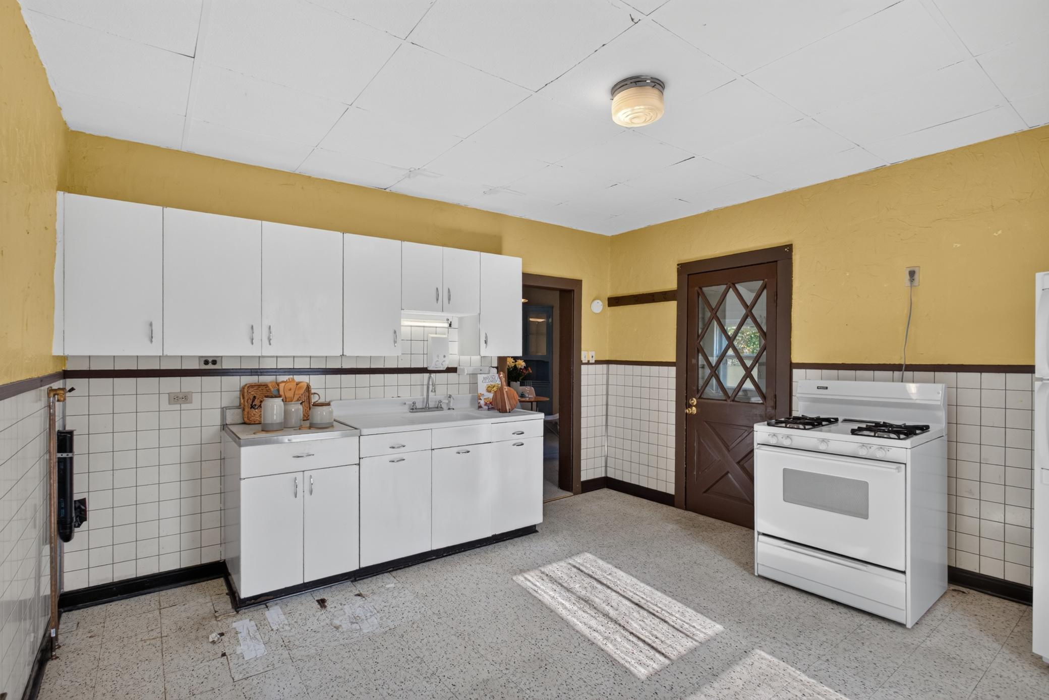 View of Residential at 604 Nevada Avenue, Saint Paul MN 55130, Saint Paul (12 of 36) - Mike Wilen | Minnesota Team Real Estate