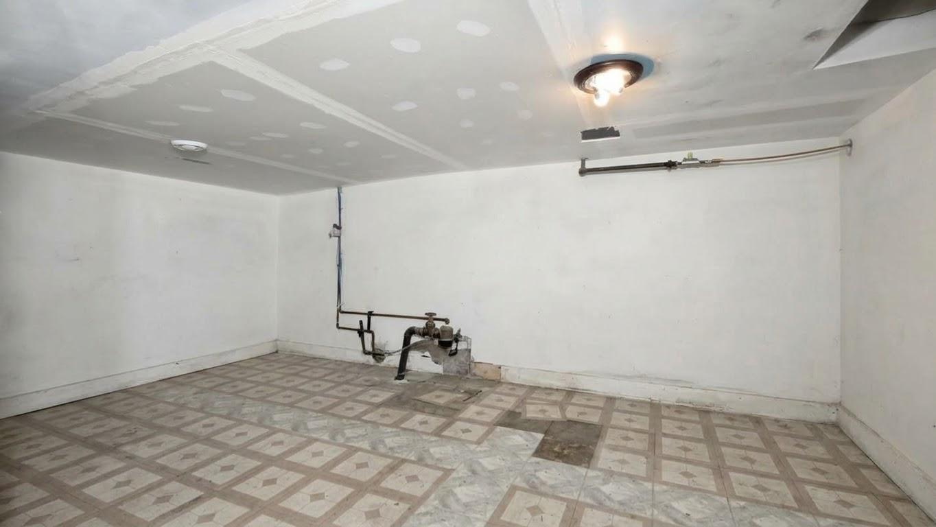View of Residential Income at 3310 Chicago Avenue, Minneapolis MN 55407, Minneapolis (31 of 36) - Mike Wilen | Minnesota Team Real Estate