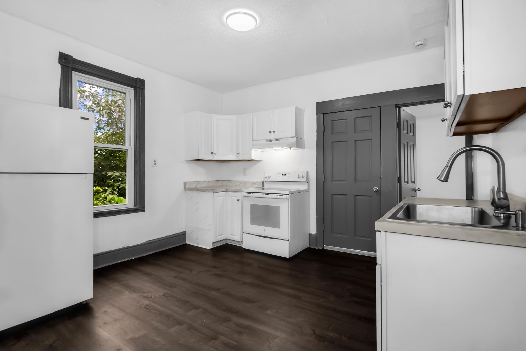 View of Residential Income at 3310 Chicago Avenue, Minneapolis MN 55407, Minneapolis (17 of 36) - Mike Wilen | Minnesota Team Real Estate