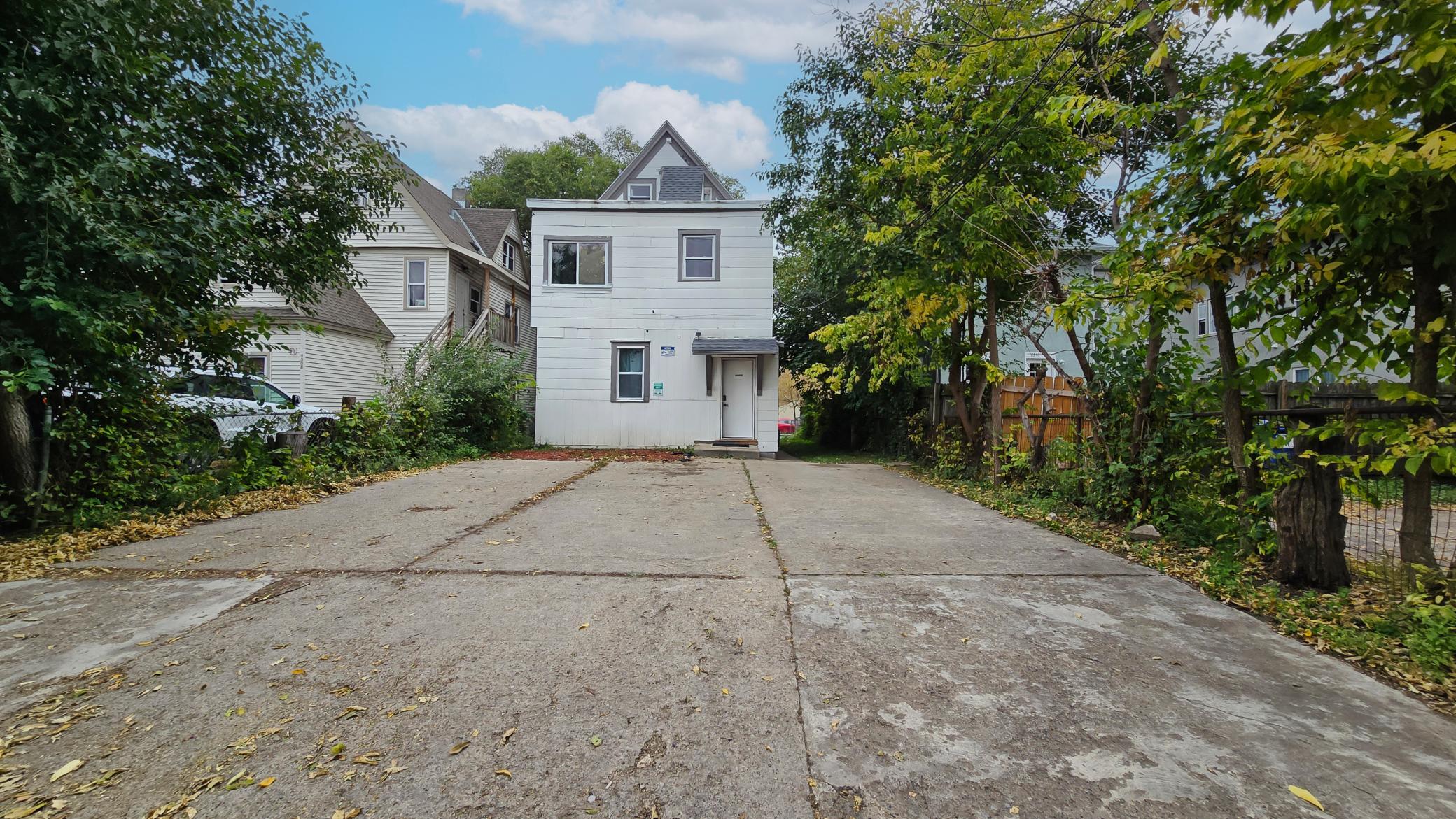 View of Residential Income at 3310 Chicago Avenue, Minneapolis MN 55407, Minneapolis (3 of 36) - Mike Wilen | Minnesota Team Real Estate