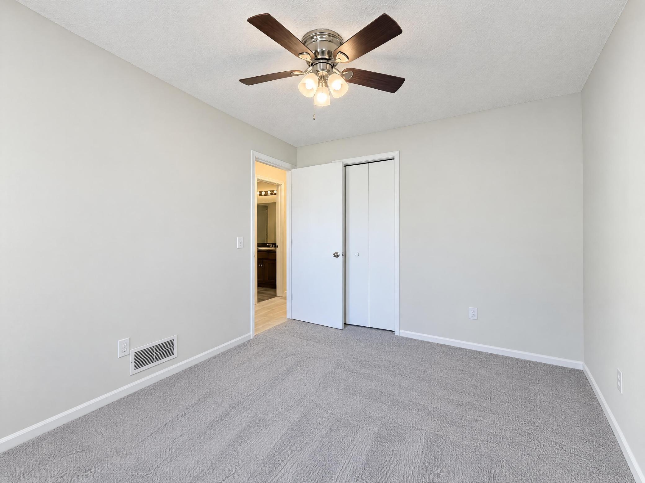 View of Residential at 1122 Prairie Court, Shakopee MN 55379, Shakopee (12 of 32) - Mike Wilen | Minnesota Team Real Estate