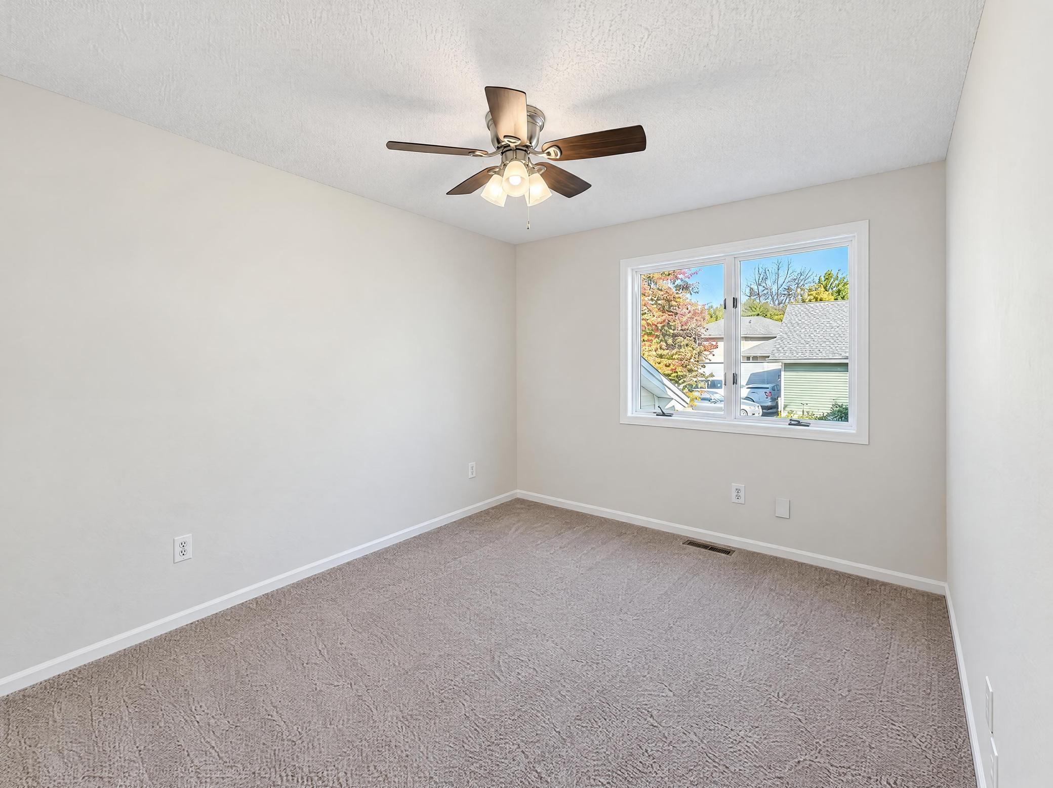 View of Residential at 1122 Prairie Court, Shakopee MN 55379, Shakopee (11 of 32) - Mike Wilen | Minnesota Team Real Estate