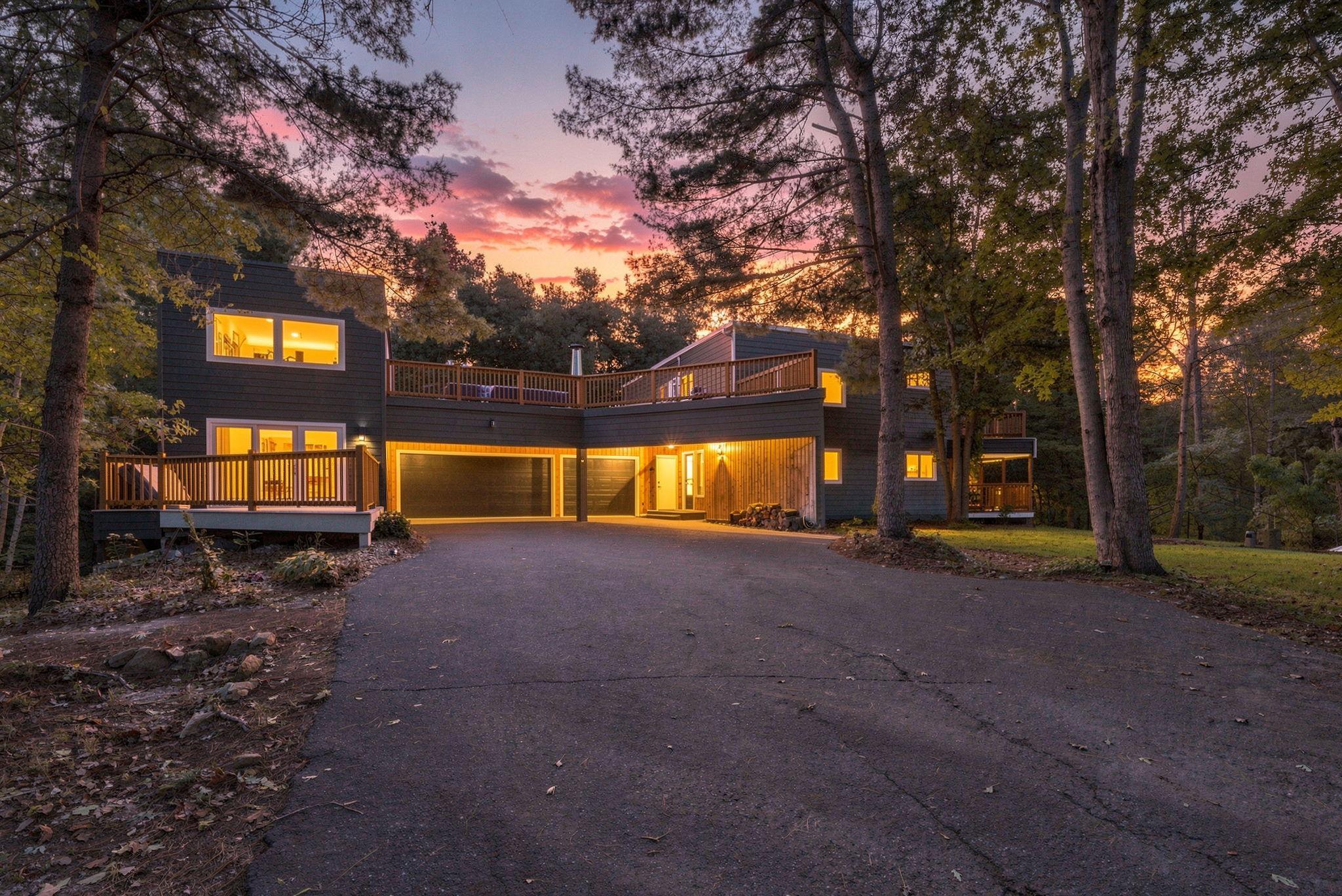 View of Single Family at 4 Pleasant Lake Road, North Oaks - Mike Wilen | Minnesota Team Real Estate
