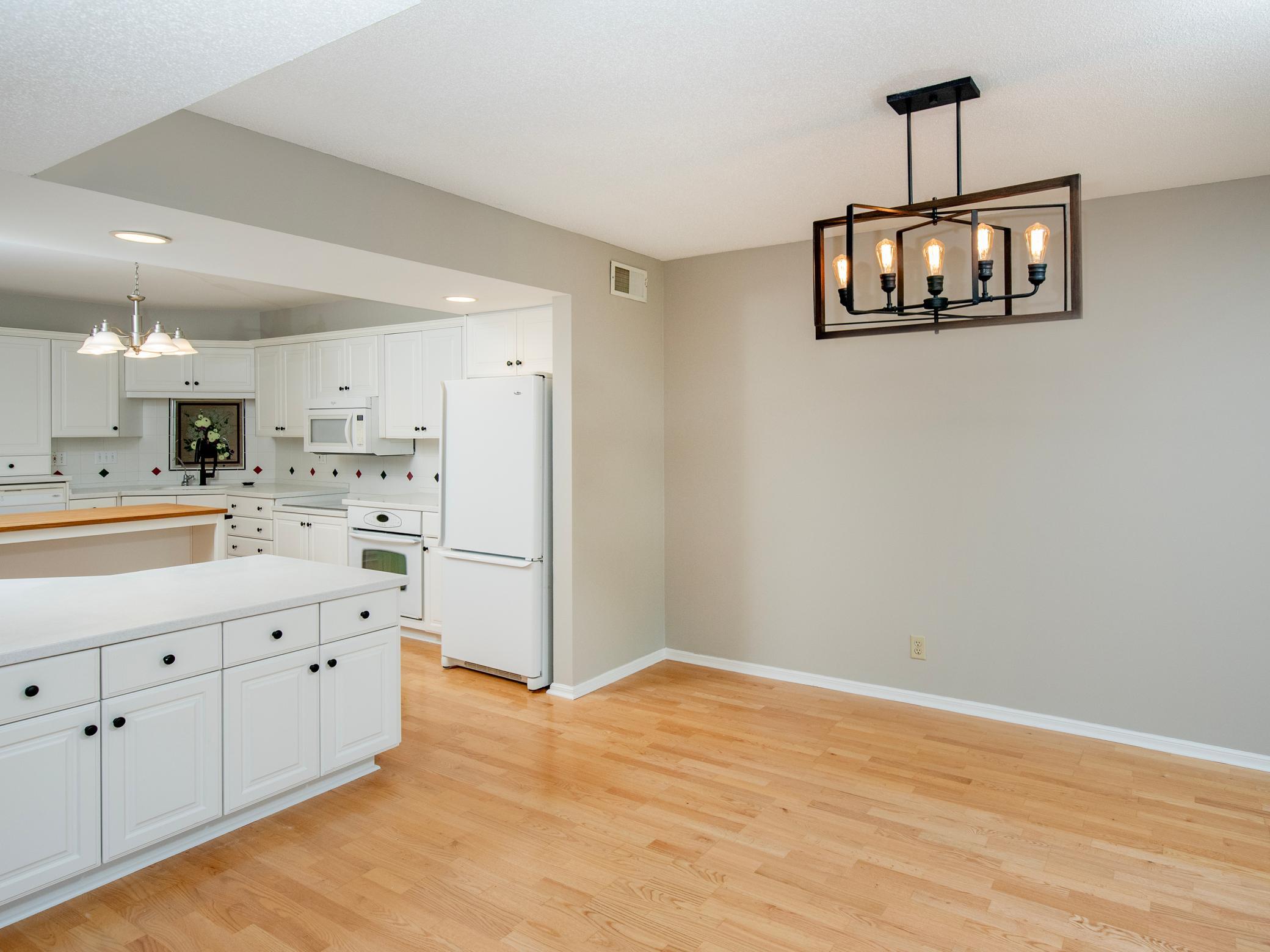 View of Residential at 1021 Sibley Memorial Highway #204, Mendota Heights MN 55118, Mendota Heights (7 of 53) - Mike Wilen | Minnesota Team Real Estate