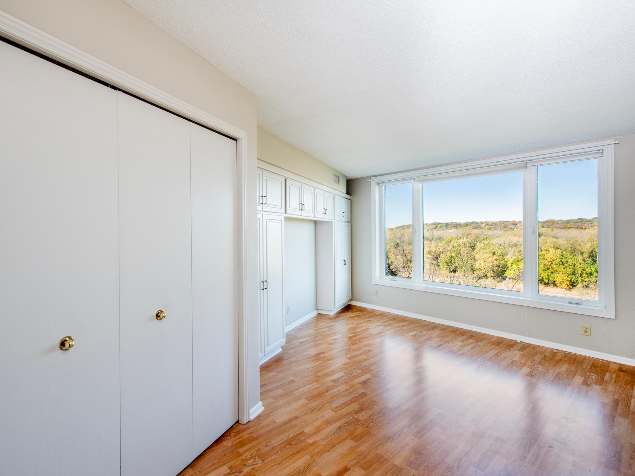 View of Residential at 1021 Sibley Memorial Highway #204, Mendota Heights MN 55118, Mendota Heights (17 of 53) - Mike Wilen | Minnesota Team Real Estate