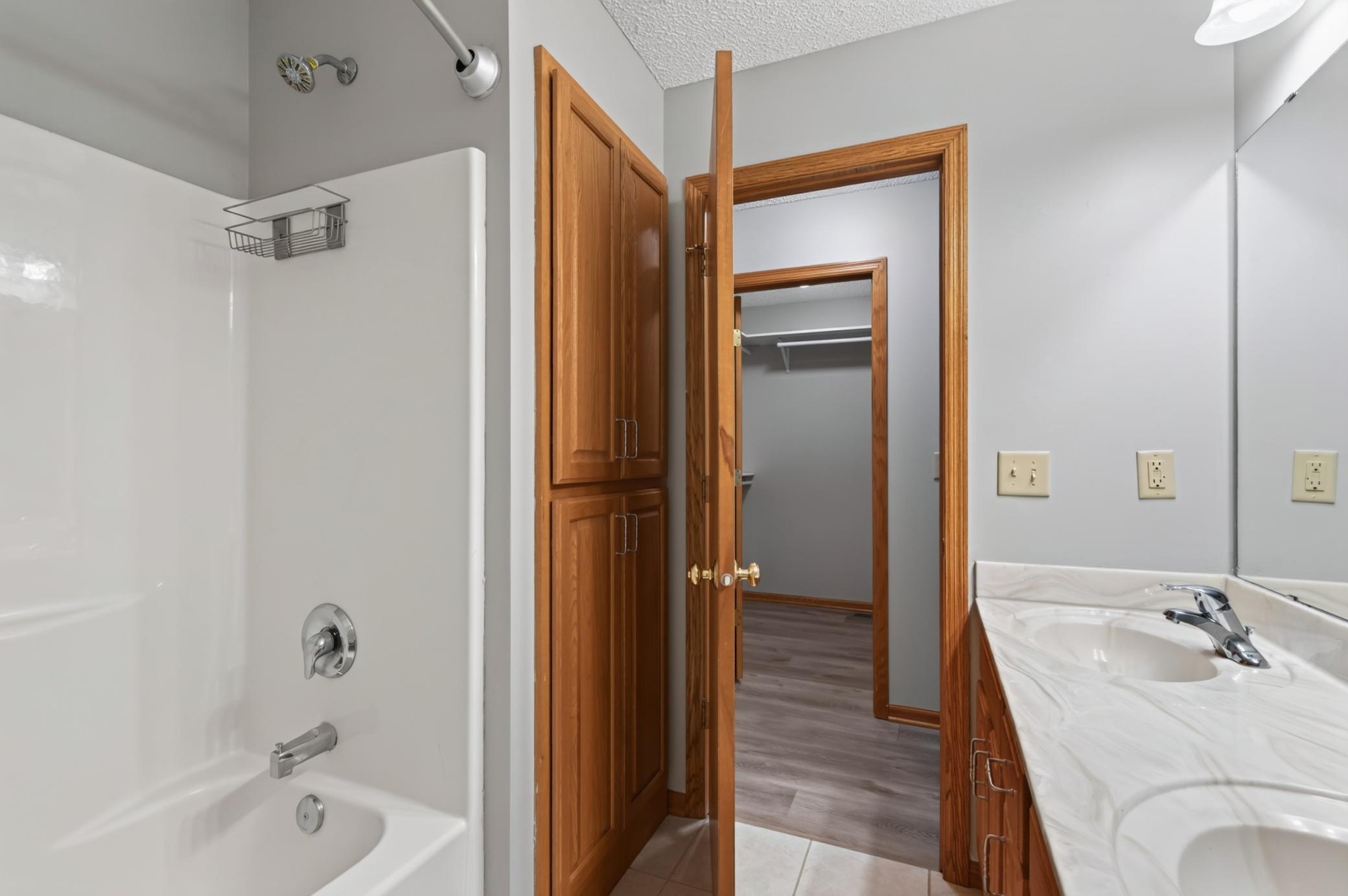 View of Residential at 3032 Walter Street, Maplewood MN 55109, Maplewood (56 of 107) - Mike Wilen | Minnesota Team Real Estate