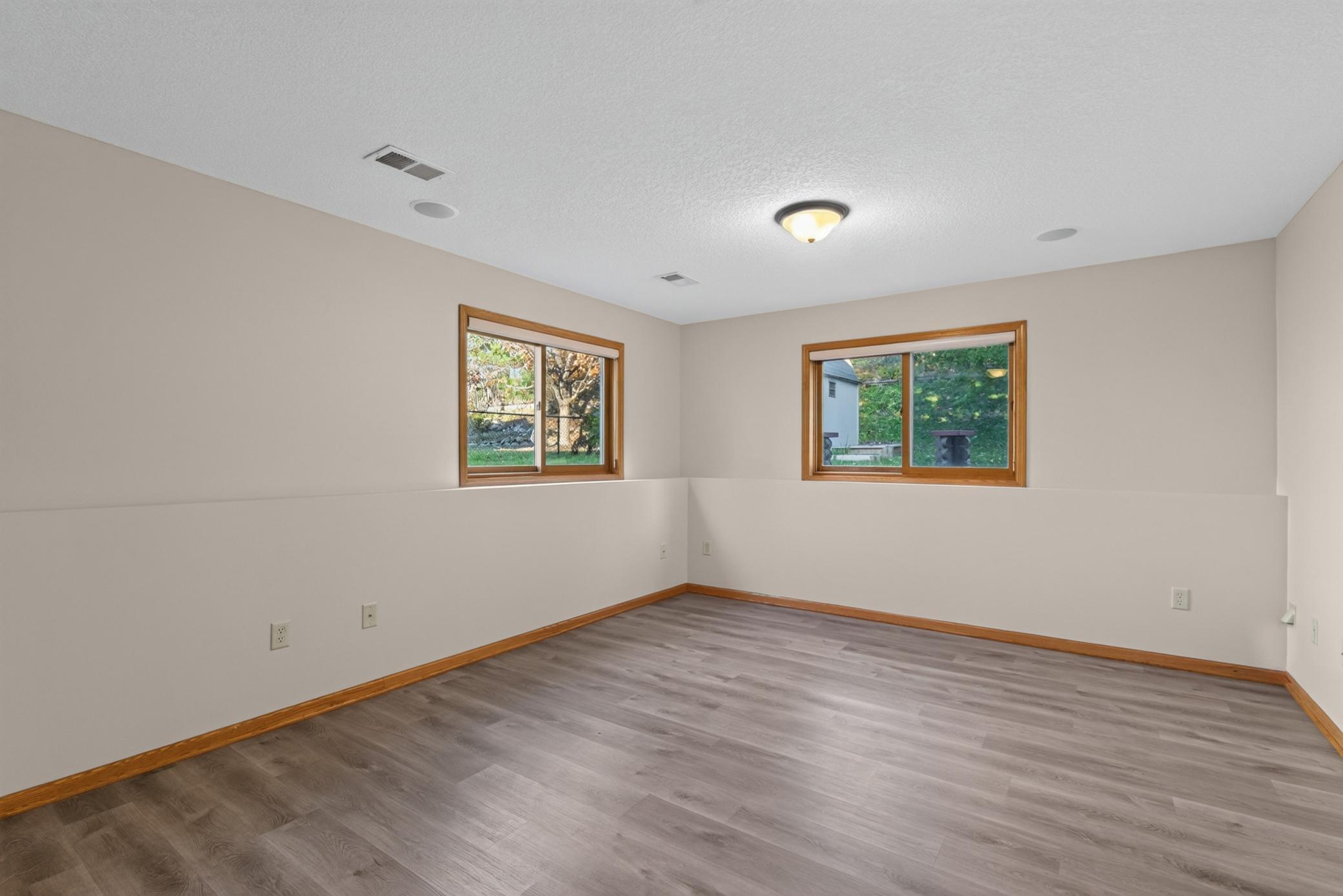 View of Residential at 3032 Walter Street, Maplewood MN 55109, Maplewood (49 of 107) - Mike Wilen | Minnesota Team Real Estate