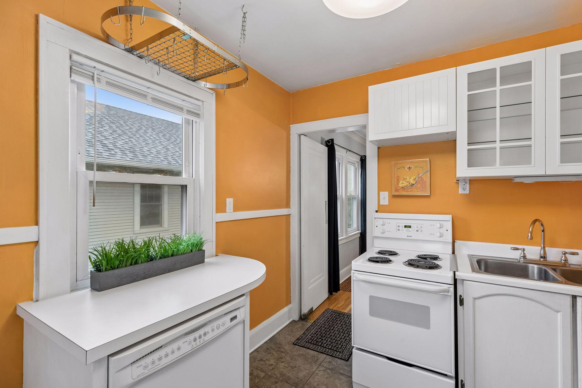 View of Residential at 4209 24th Avenue, Minneapolis MN 55406, Minneapolis (15 of 43) - Mike Wilen | Minnesota Team Real Estate