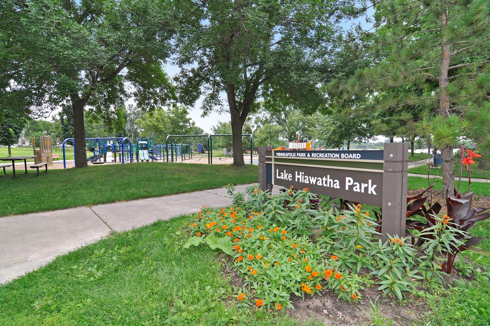 View of Residential at 4209 24th Avenue, Minneapolis MN 55406, Minneapolis (30 of 43) - Mike Wilen | Minnesota Team Real Estate