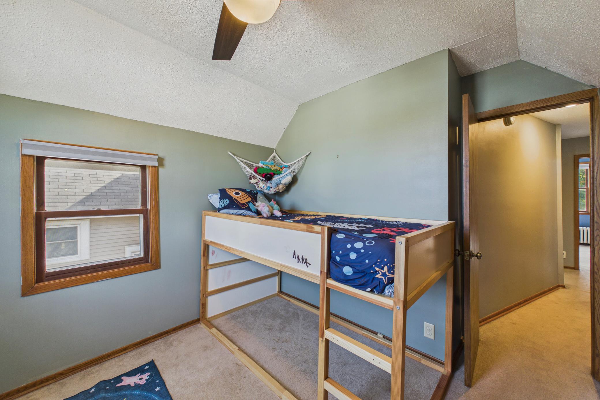 View of Residential at 75 Geranium Avenue, Saint Paul MN 55117, Saint Paul (18 of 27) - Mike Wilen | Minnesota Team Real Estate