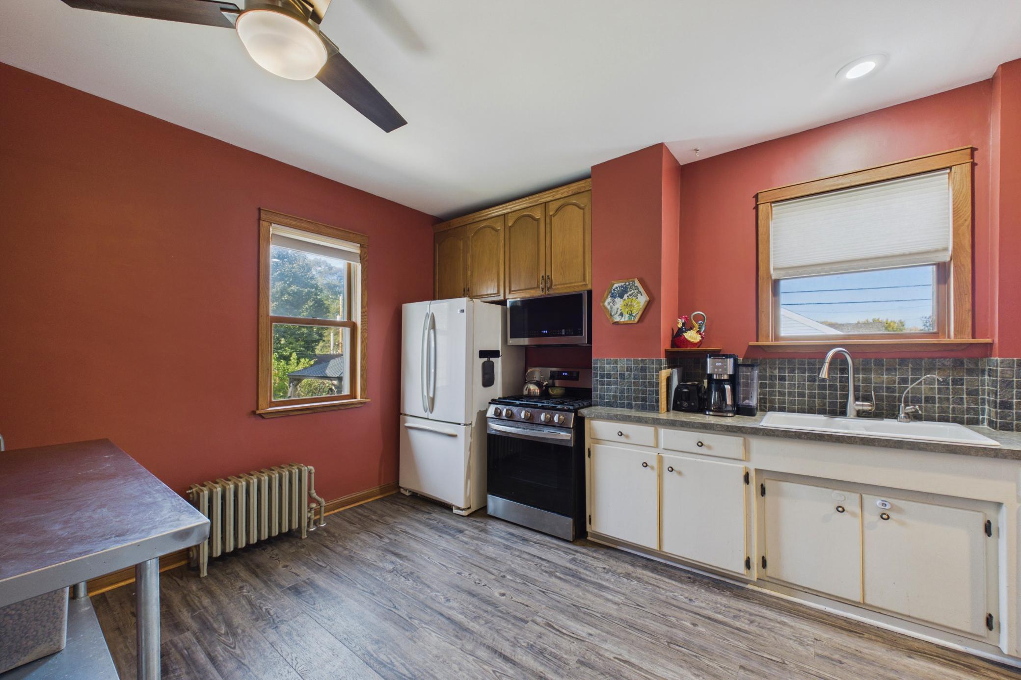 View of Residential at 75 Geranium Avenue, Saint Paul MN 55117, Saint Paul (10 of 27) - Mike Wilen | Minnesota Team Real Estate