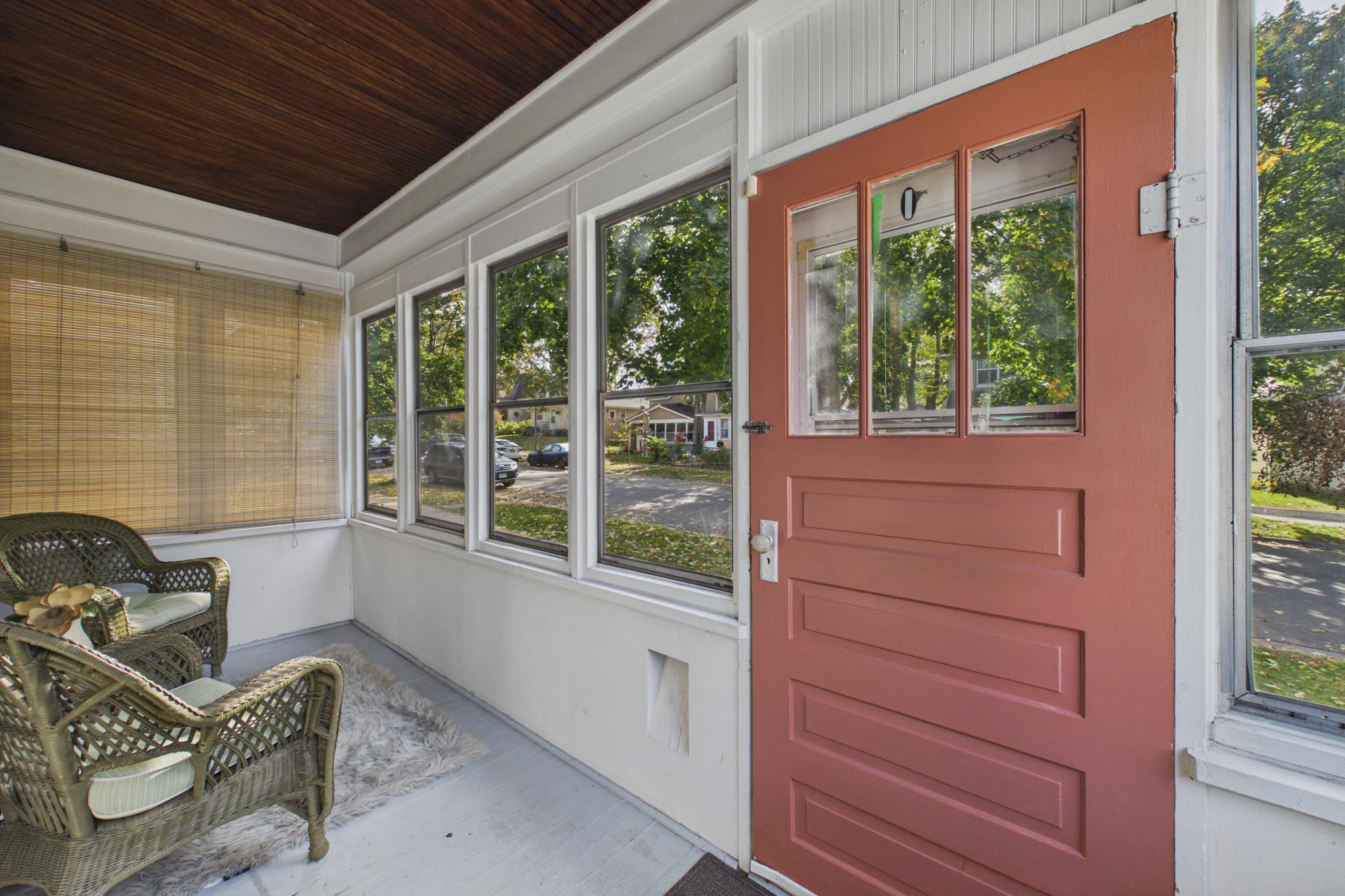 View of Residential at 75 Geranium Avenue, Saint Paul MN 55117, Saint Paul (7 of 27) - Mike Wilen | Minnesota Team Real Estate