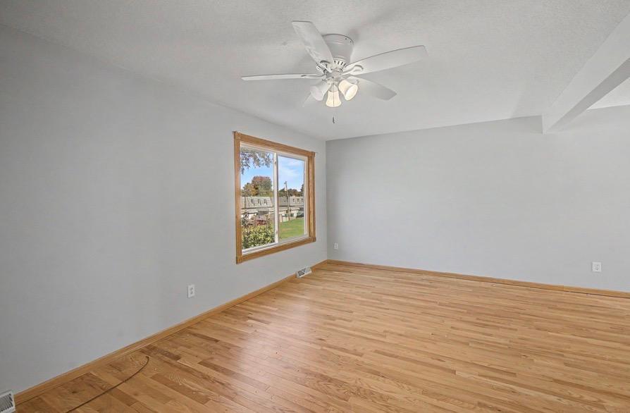 View of Residential at 2281 Pond Avenue, Maplewood MN 55119, Maplewood (9 of 18) - Mike Wilen | Minnesota Team Real Estate