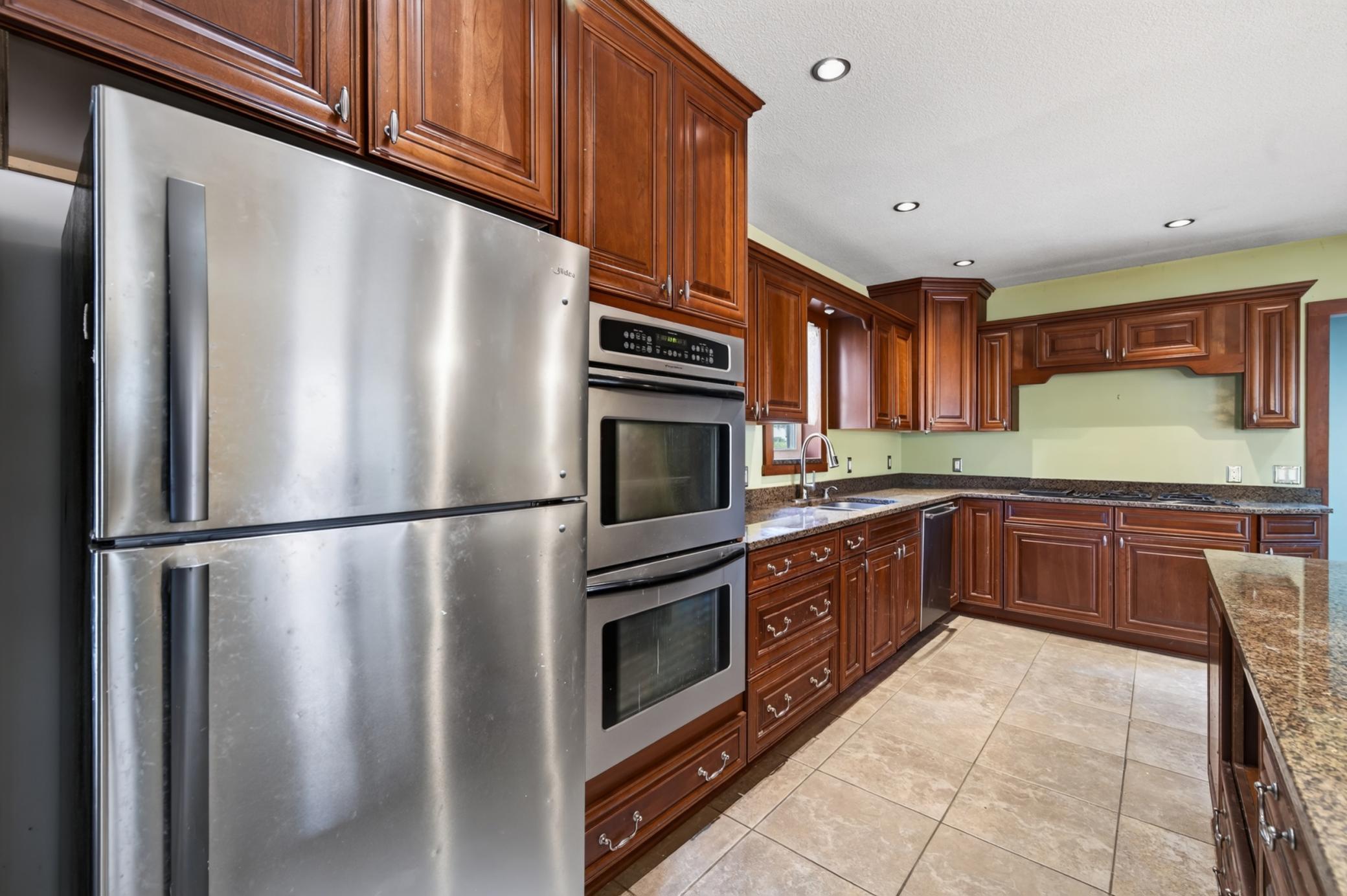 View of Residential at 1498 Hazelwood Street, Saint Paul MN 55106, Saint Paul (7 of 45) - Mike Wilen | Minnesota Team Real Estate