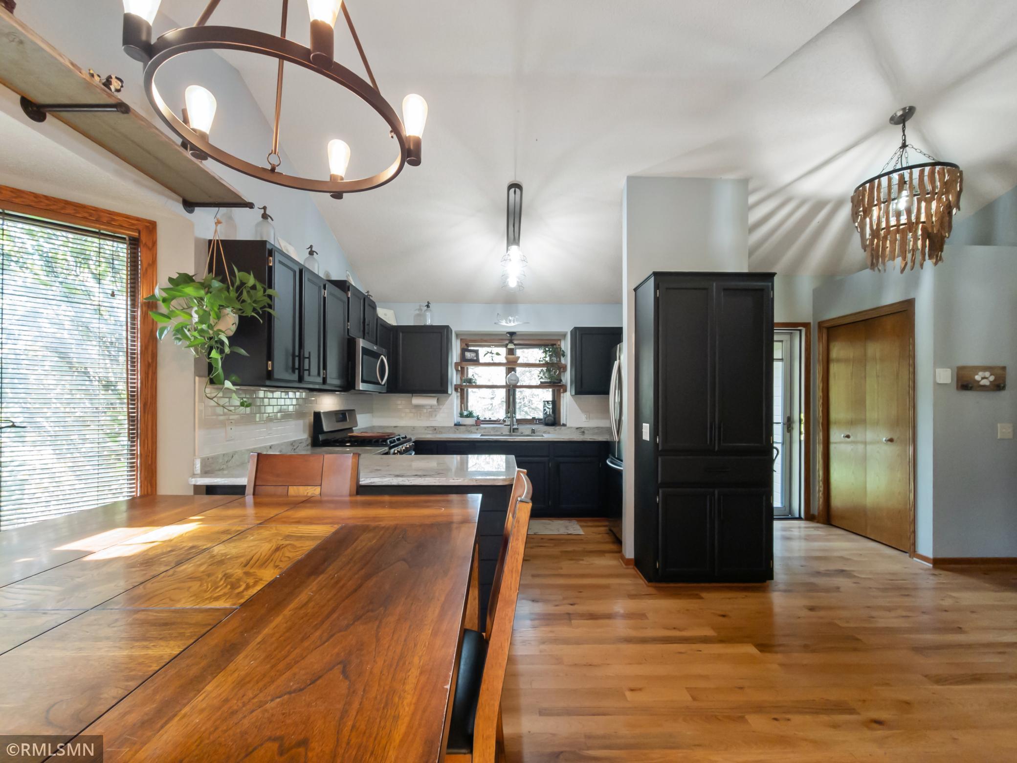 View of Residential at 12933 Quentin Avenue, Savage MN 55378, Savage (18 of 93) - Mike Wilen | Minnesota Team Real Estate