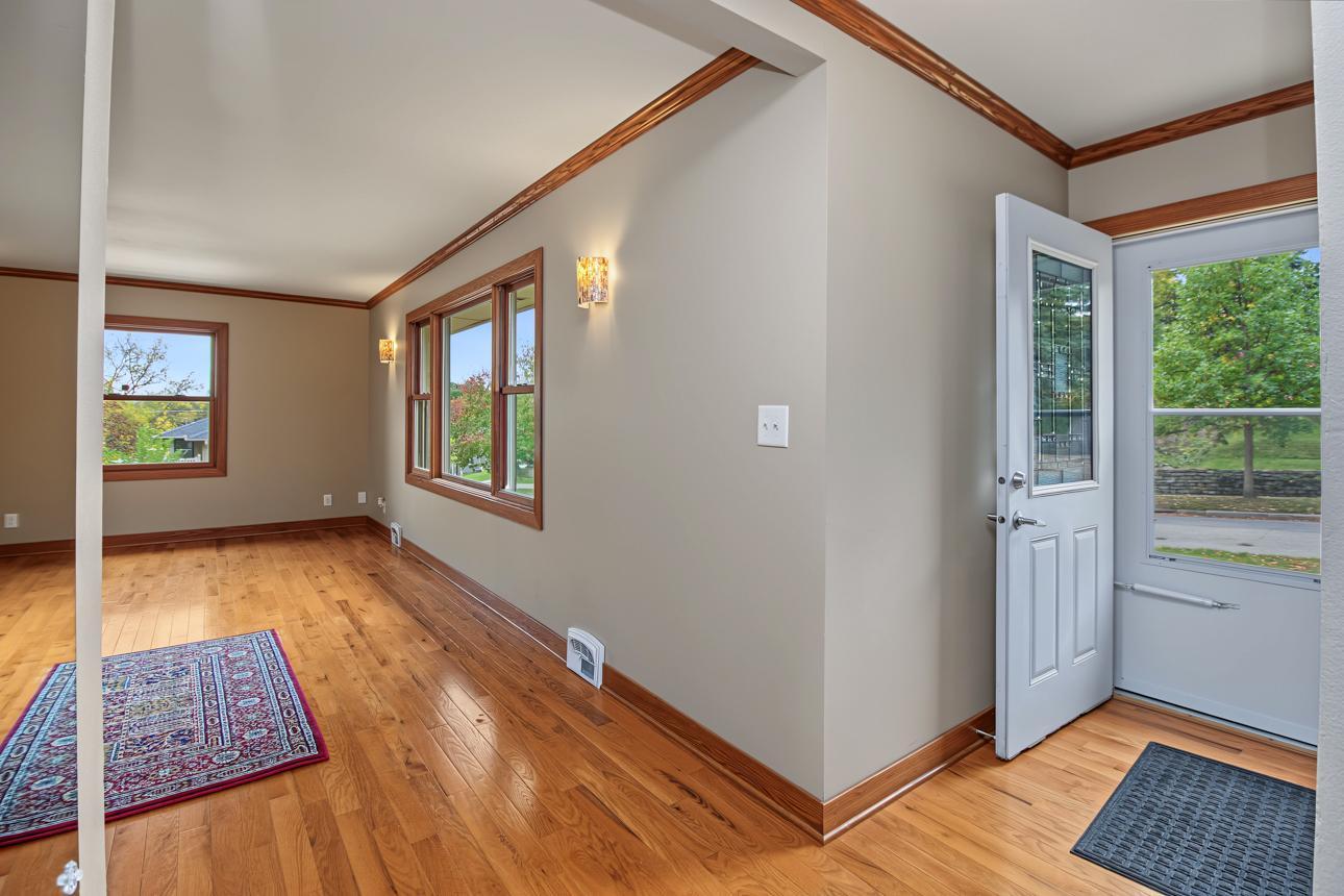View of Residential at 31 Belvidere Street, Saint Paul MN 55107, Saint Paul (5 of 36) - Mike Wilen | Minnesota Team Real Estate