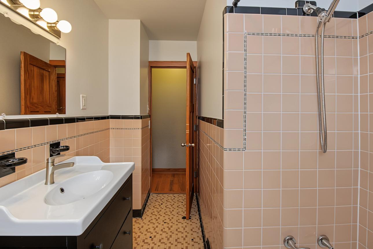 View of Residential at 31 Belvidere Street, Saint Paul MN 55107, Saint Paul (23 of 36) - Mike Wilen | Minnesota Team Real Estate