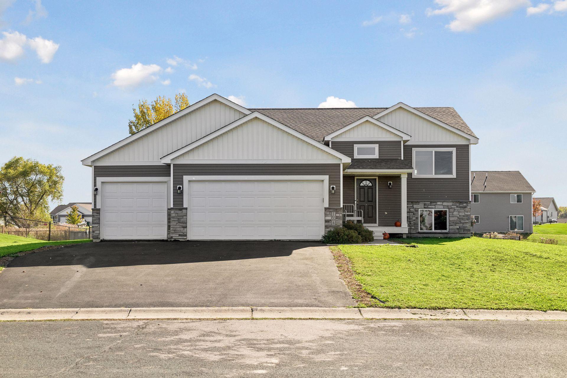View of Residential at 1008 Mulberry Avenue, Montgomery MN 56069, Montgomery (2 of 60) - Mike Wilen | Minnesota Team Real Estate