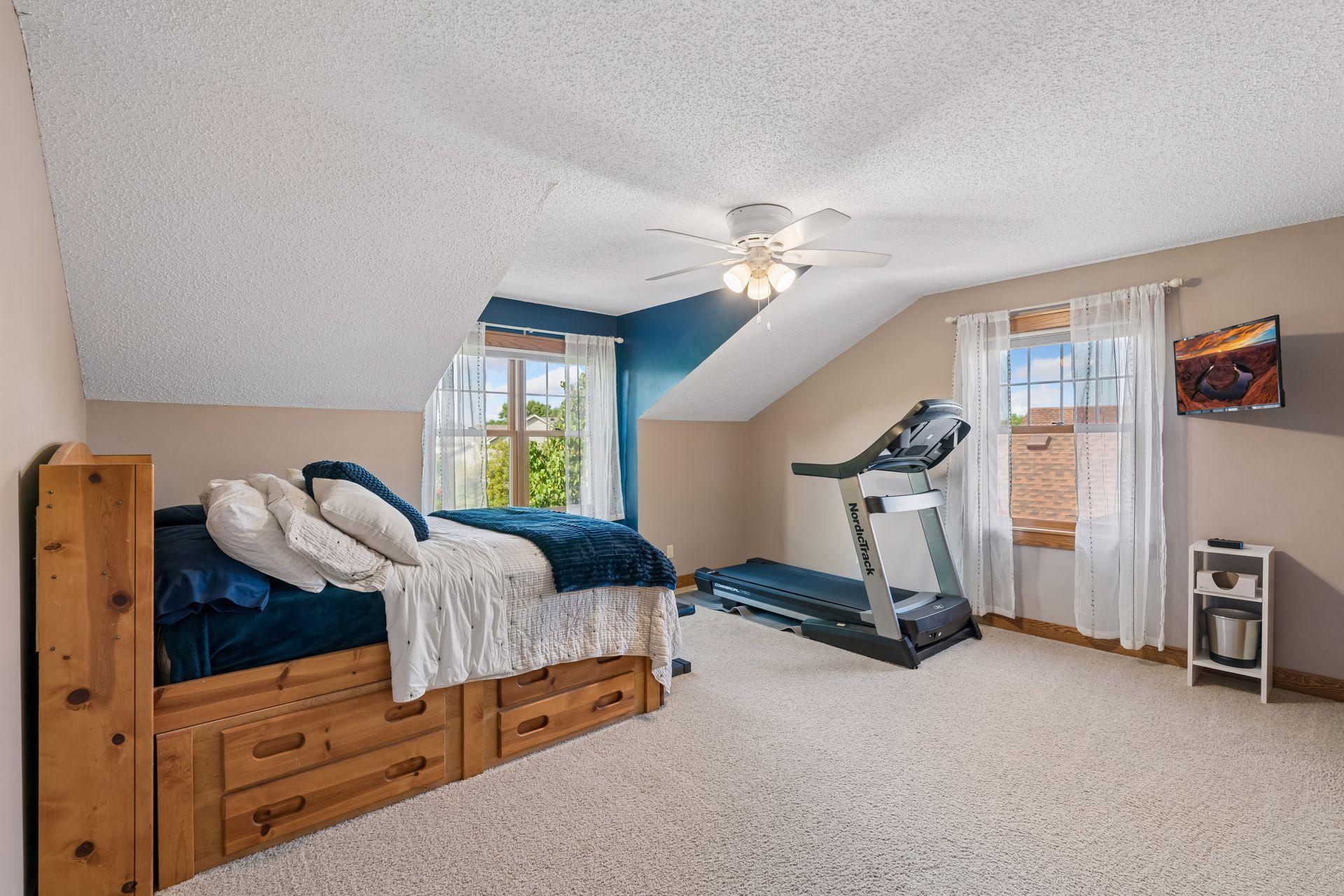 View of Residential at 10472 Vera Cruz Drive, Brooklyn Park MN 55443, Brooklyn Park (33 of 62) - Mike Wilen | Minnesota Team Real Estate