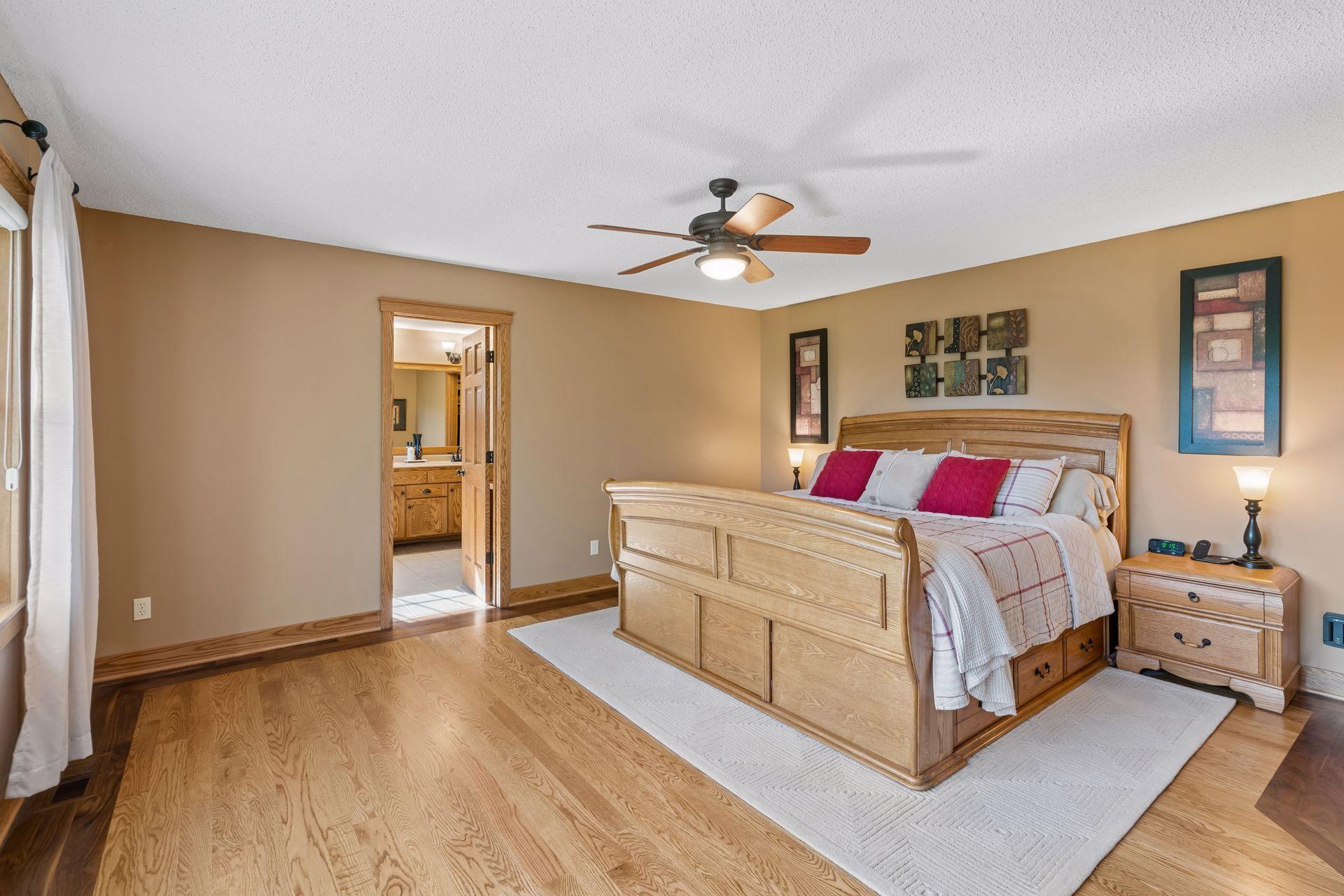 View of Residential at 10472 Vera Cruz Drive, Brooklyn Park MN 55443, Brooklyn Park (25 of 62) - Mike Wilen | Minnesota Team Real Estate