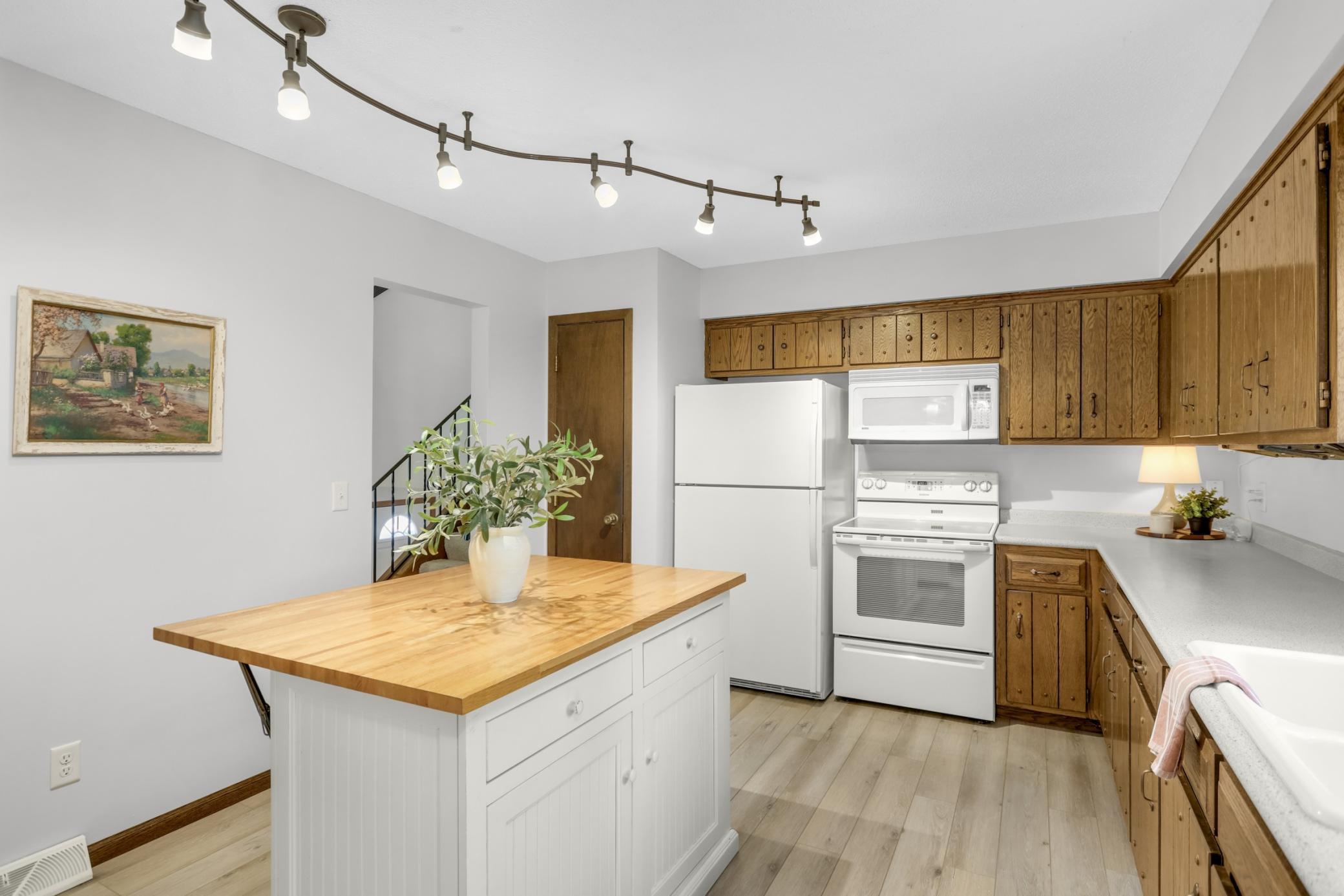 View of Residential at 6624 Edgemont Boulevard, Brooklyn Park MN 55428, Brooklyn Park (15 of 55) - Mike Wilen | Minnesota Team Real Estate