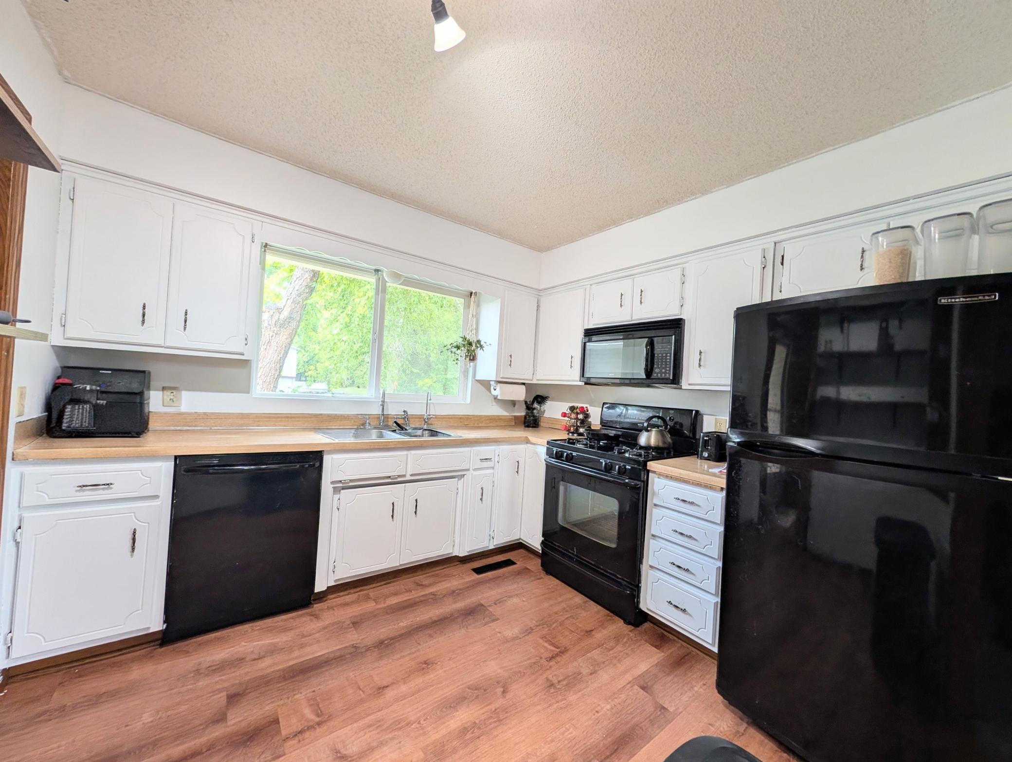 View of Residential at 621 73rd Way, Brooklyn Park MN 55444, Brooklyn Park (2 of 27) - Mike Wilen | Minnesota Team Real Estate