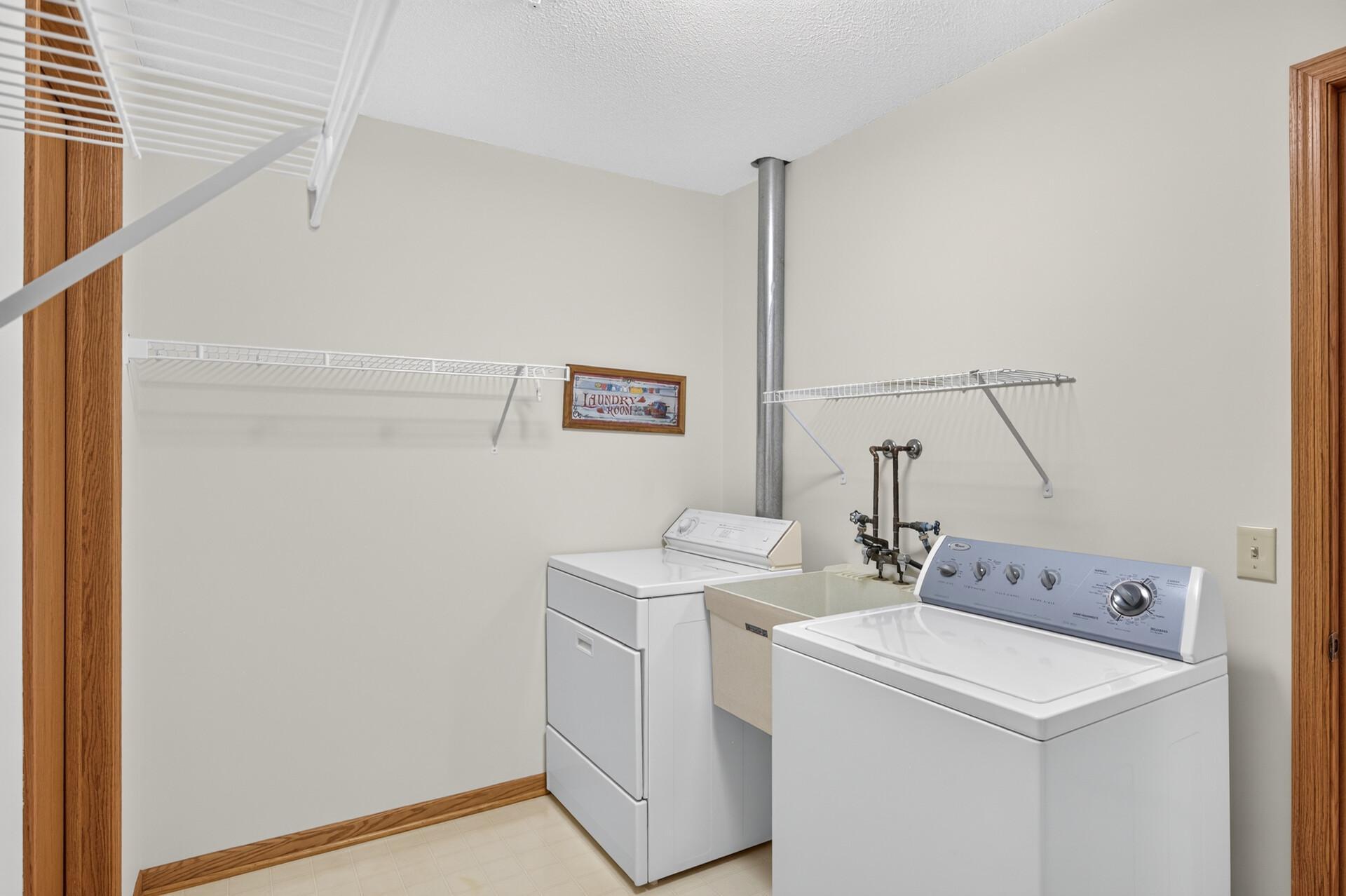 View of Residential at 10645 44th Avenue #E, Plymouth MN 55442, Plymouth (30 of 48) - Mike Wilen | Minnesota Team Real Estate