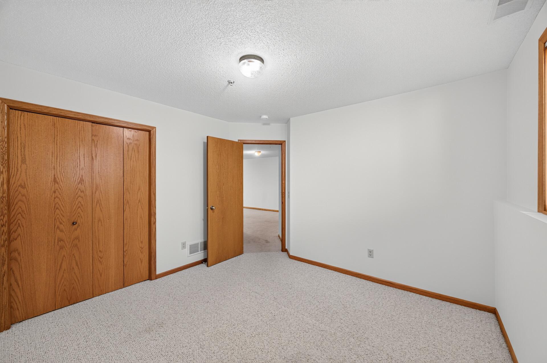 View of Residential at 10645 44th Avenue #E, Plymouth MN 55442, Plymouth (27 of 48) - Mike Wilen | Minnesota Team Real Estate