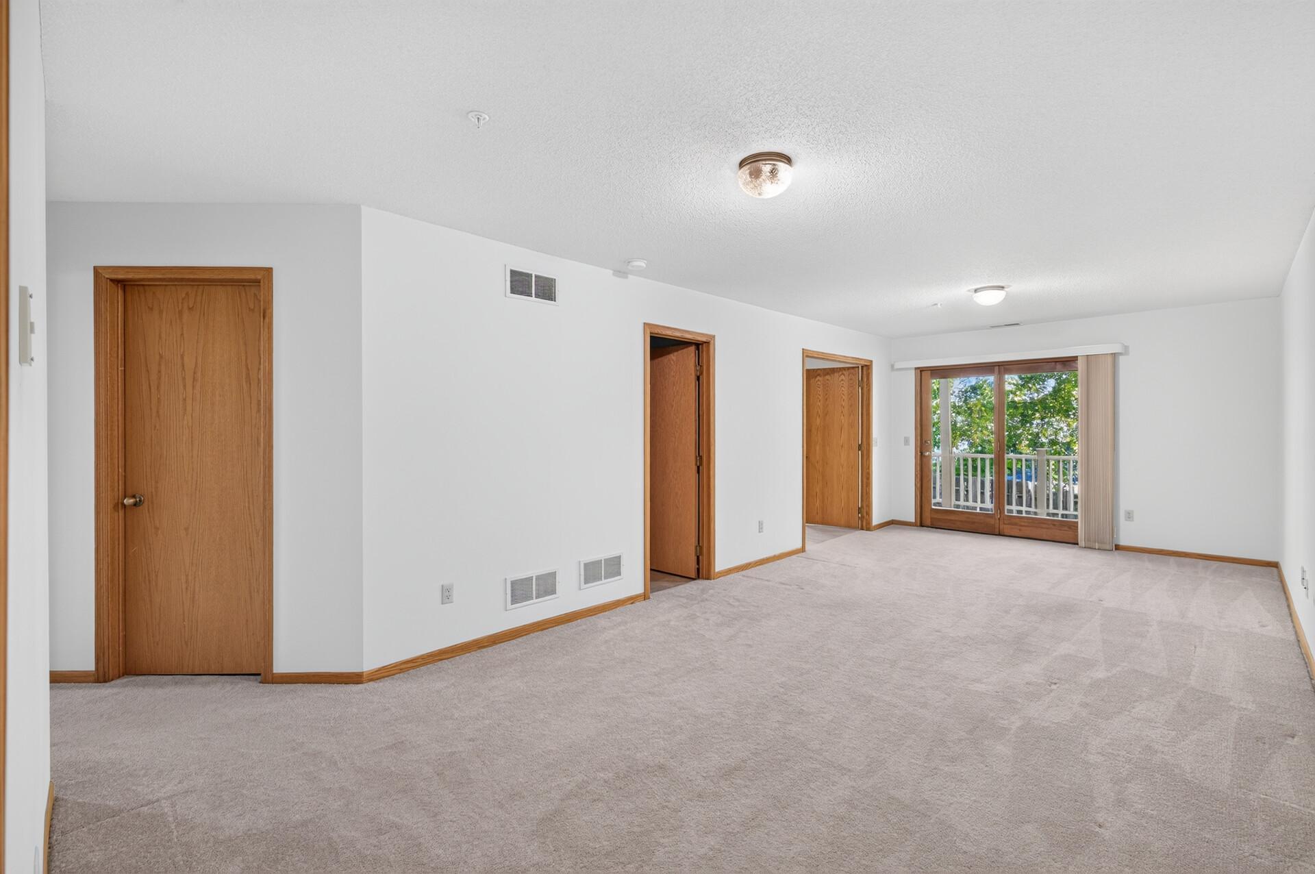 View of Residential at 10645 44th Avenue #E, Plymouth MN 55442, Plymouth (21 of 48) - Mike Wilen | Minnesota Team Real Estate