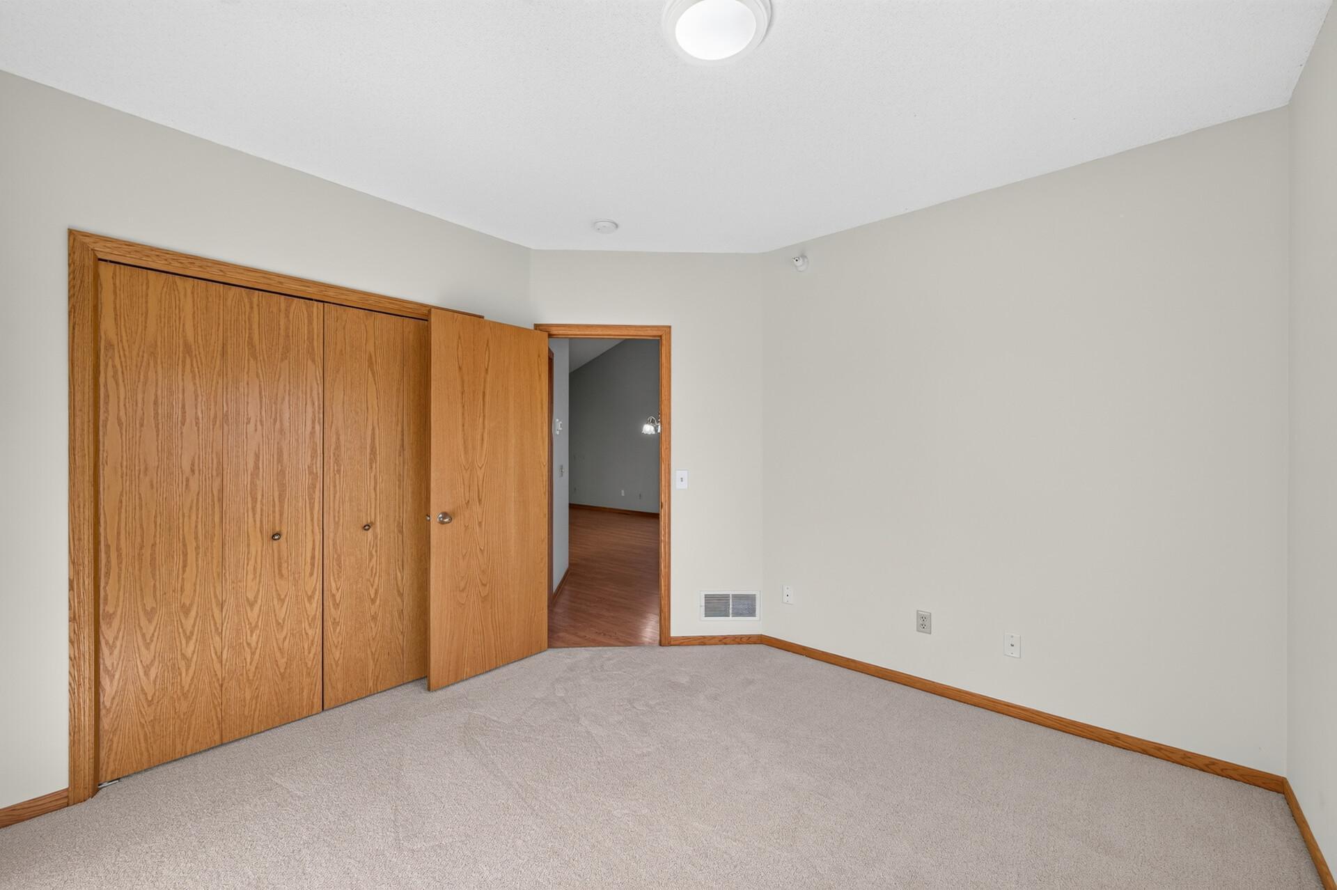 View of Residential at 10645 44th Avenue #E, Plymouth MN 55442, Plymouth (20 of 48) - Mike Wilen | Minnesota Team Real Estate