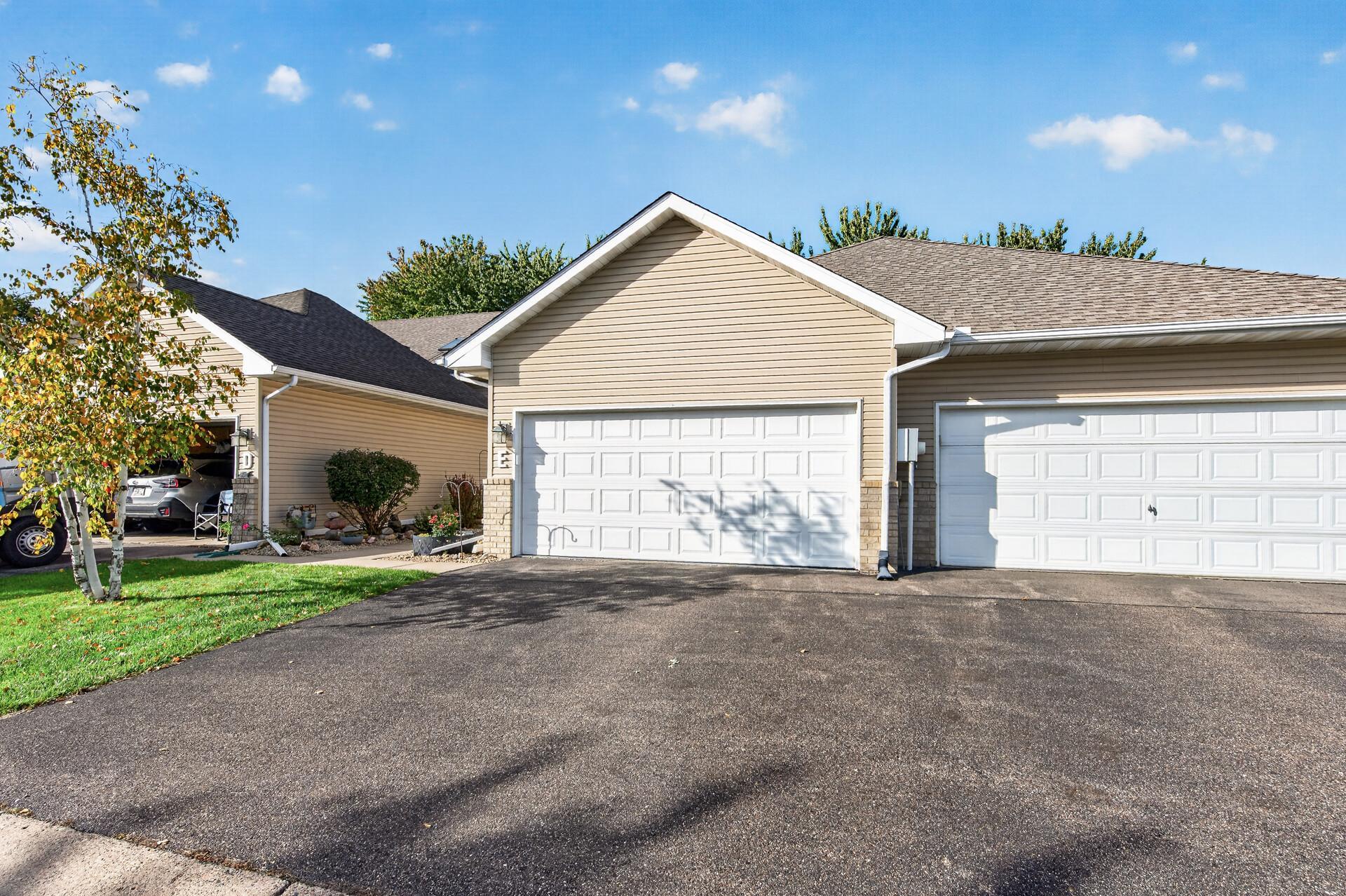 View of Residential at 10645 44th Avenue #E, Plymouth MN 55442, Plymouth (35 of 48) - Mike Wilen | Minnesota Team Real Estate