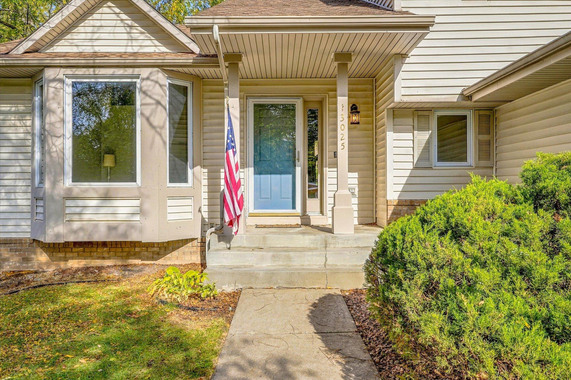 View of Residential at 13025 Forest Glen Drive, Burnsville MN 55337, Burnsville (3 of 52) - Mike Wilen | Minnesota Team Real Estate