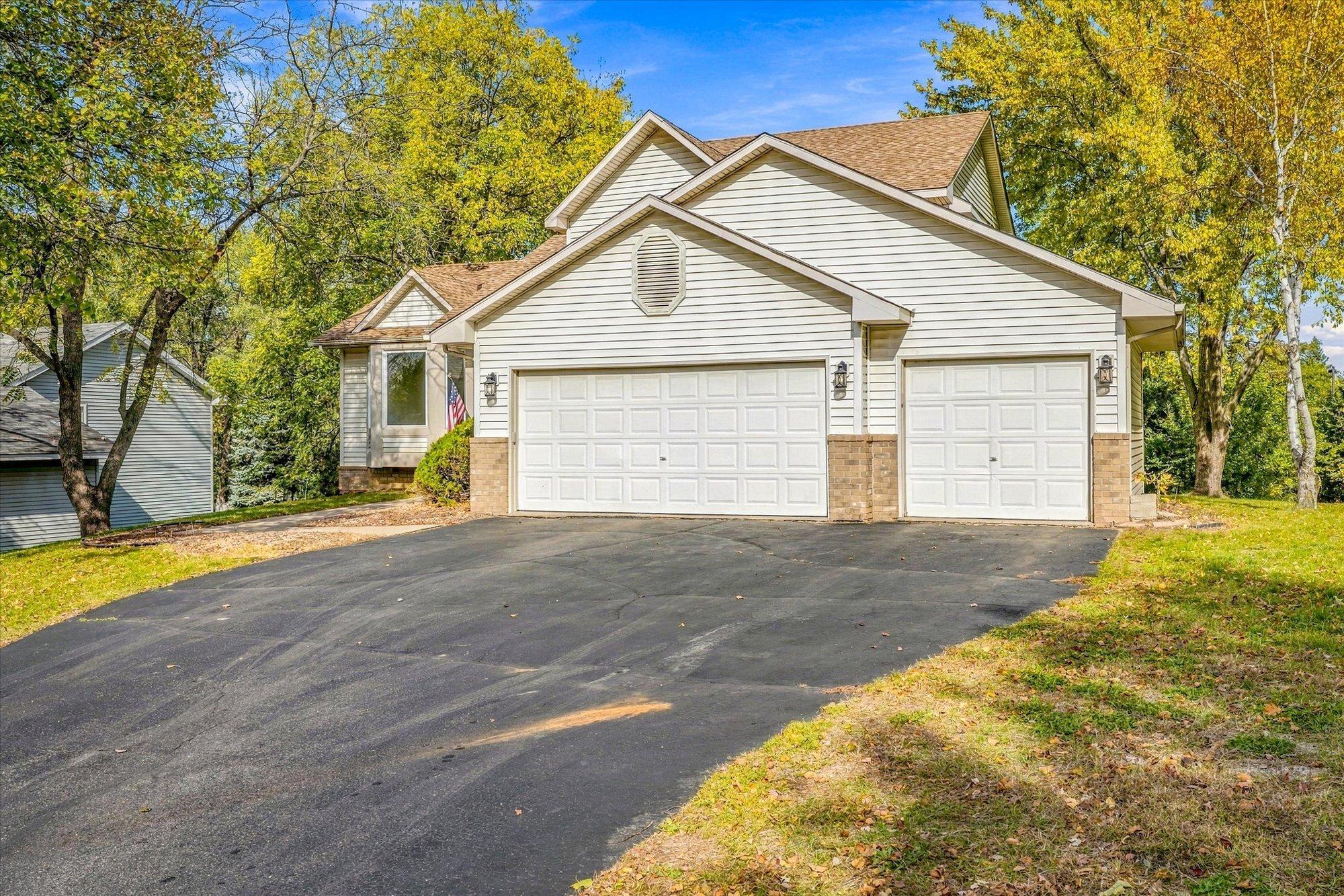 View of Residential at 13025 Forest Glen Drive, Burnsville MN 55337, Burnsville (47 of 52) - Mike Wilen | Minnesota Team Real Estate