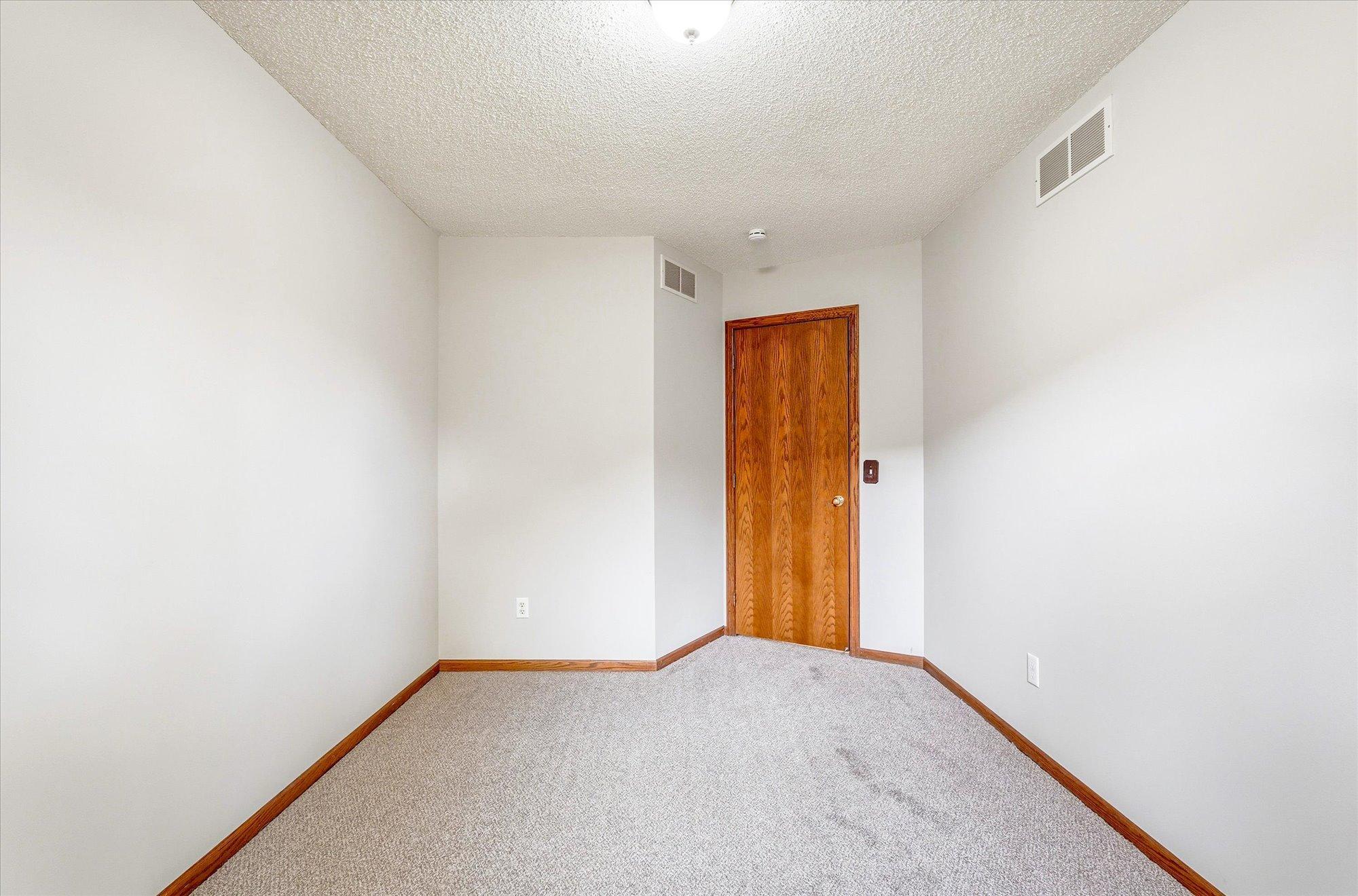 View of Residential at 13025 Forest Glen Drive, Burnsville MN 55337, Burnsville (23 of 52) - Mike Wilen | Minnesota Team Real Estate