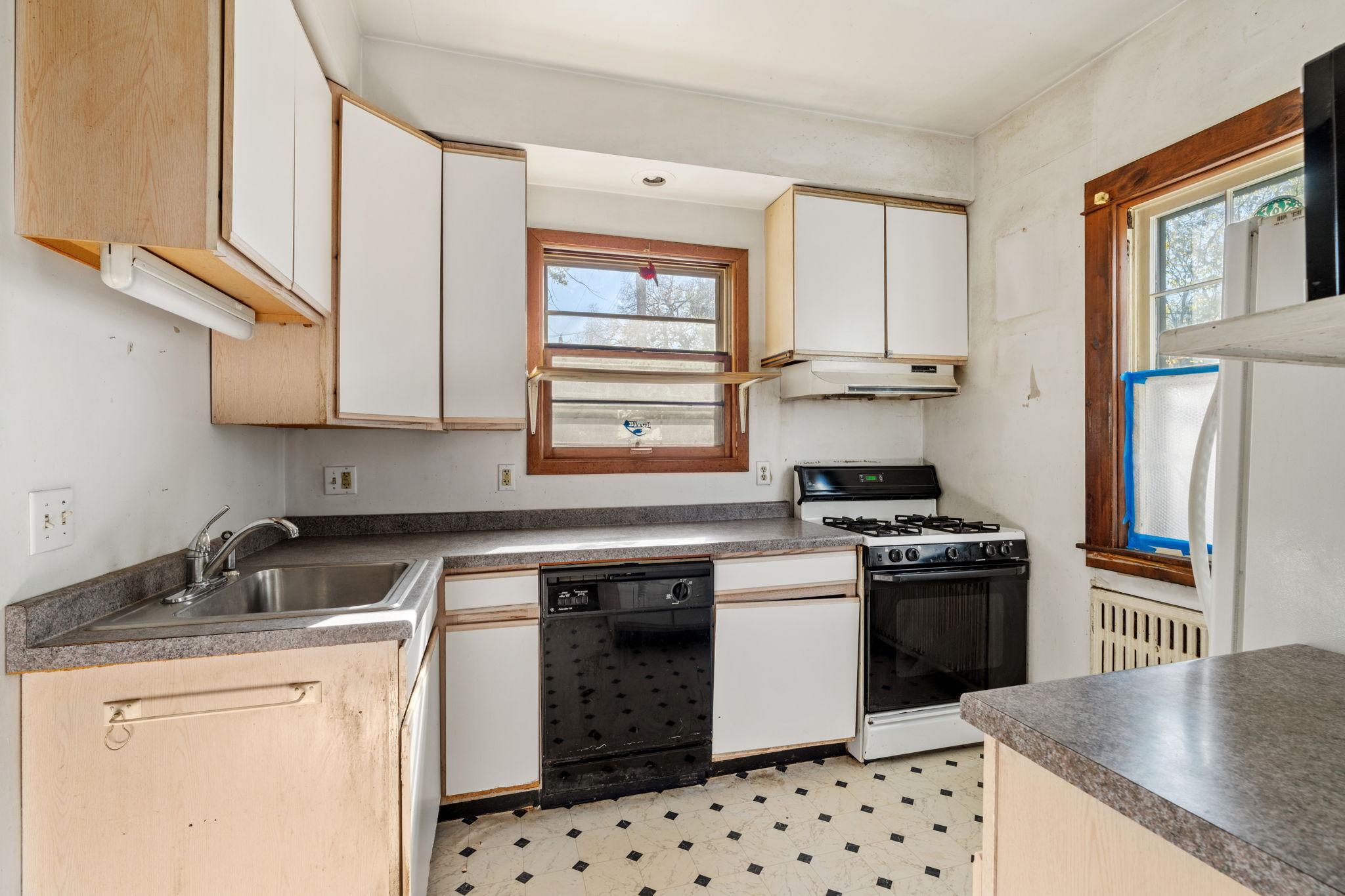 View of Residential at 1861 37th Street, Minneapolis MN 55407, Minneapolis (19 of 44) - Mike Wilen | Minnesota Team Real Estate