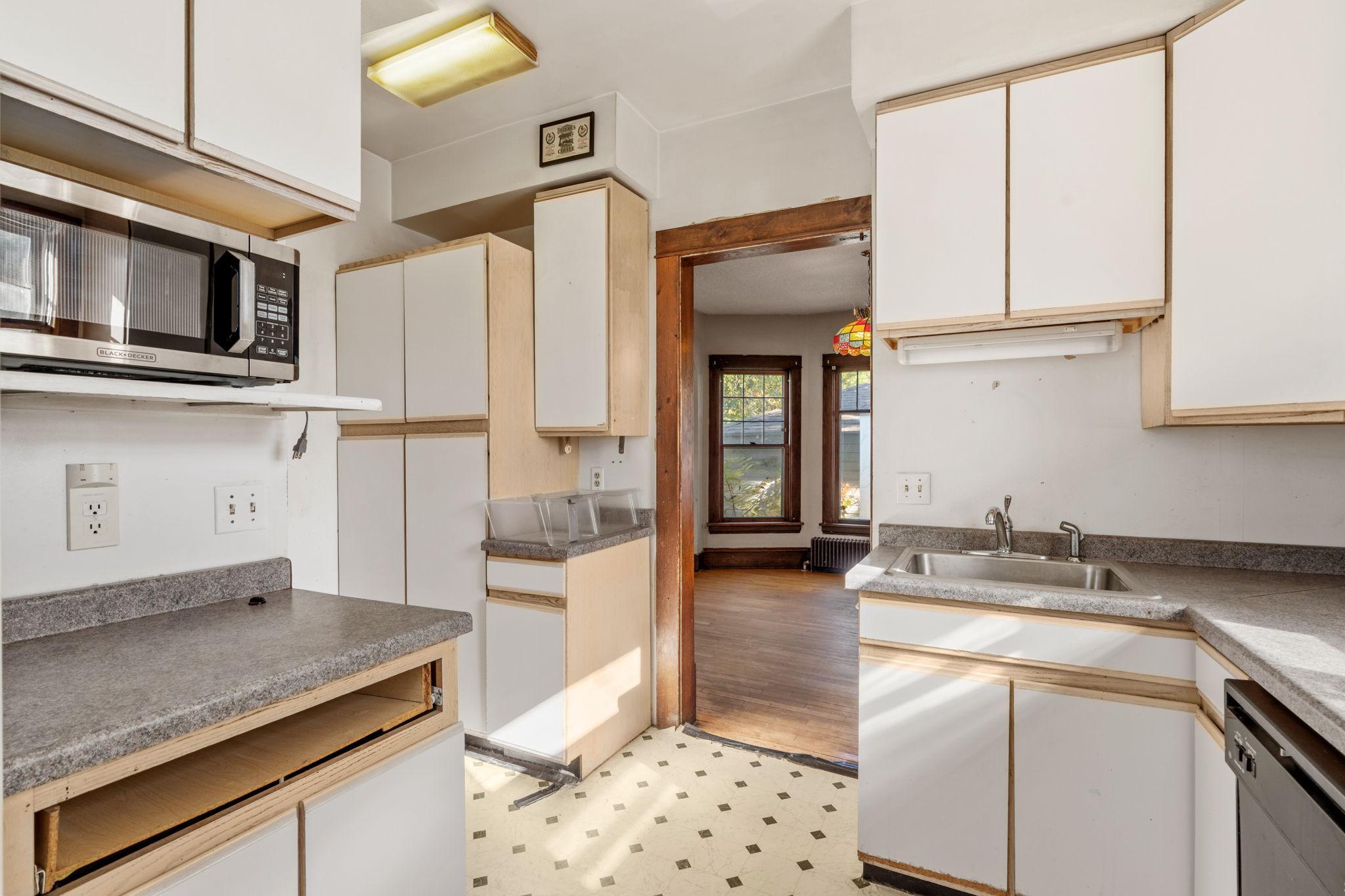 View of Residential at 1861 37th Street, Minneapolis MN 55407, Minneapolis (16 of 44) - Mike Wilen | Minnesota Team Real Estate