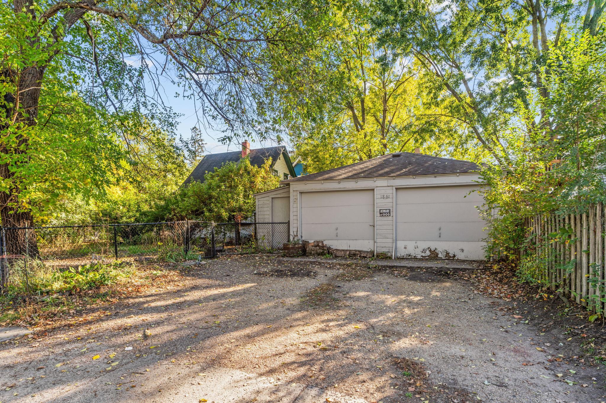 View of Residential at 1861 37th Street, Minneapolis MN 55407, Minneapolis (38 of 44) - Mike Wilen | Minnesota Team Real Estate