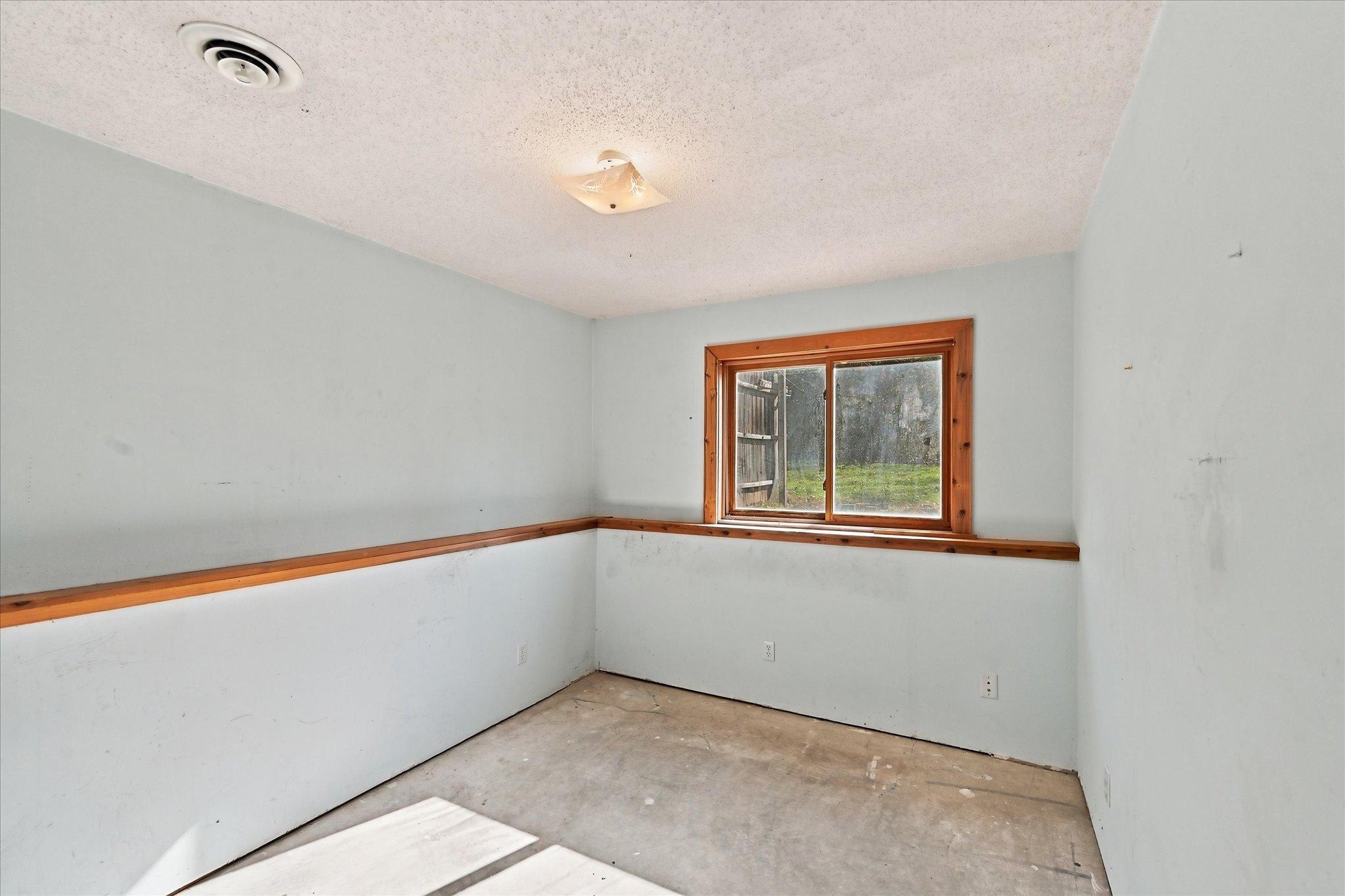 View of Residential at 6701 13th St Circle, Oakdale MN 55128, Oakdale (22 of 30) - Mike Wilen | Minnesota Team Real Estate