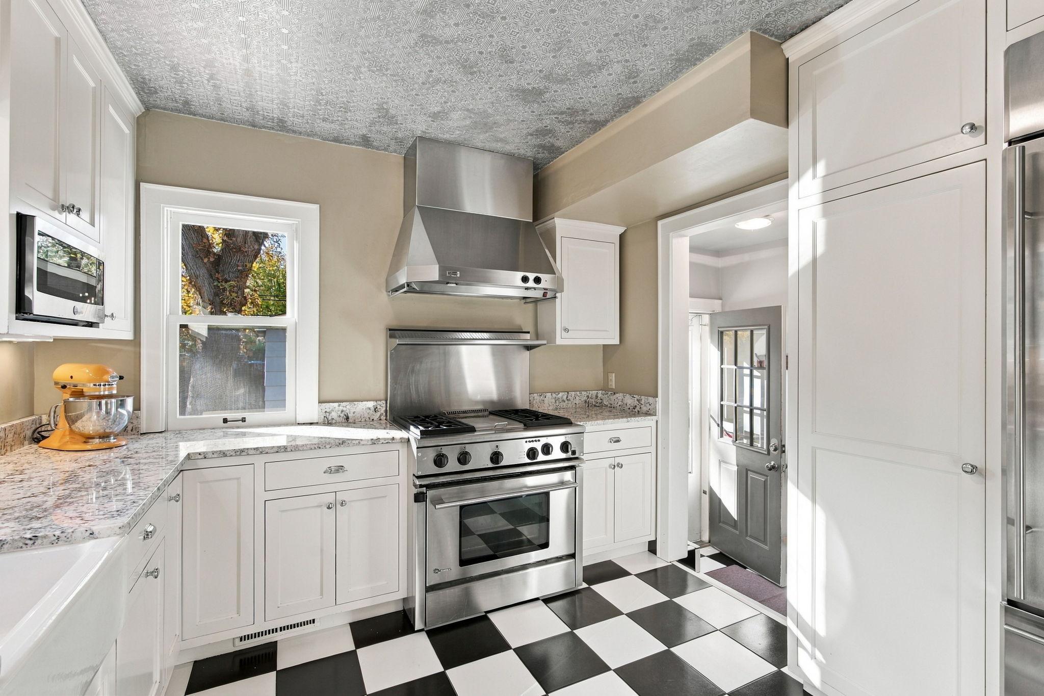View of Residential at 4127 Washburn Avenue, Minneapolis MN 55412, Minneapolis (21 of 76) - Mike Wilen | Minnesota Team Real Estate