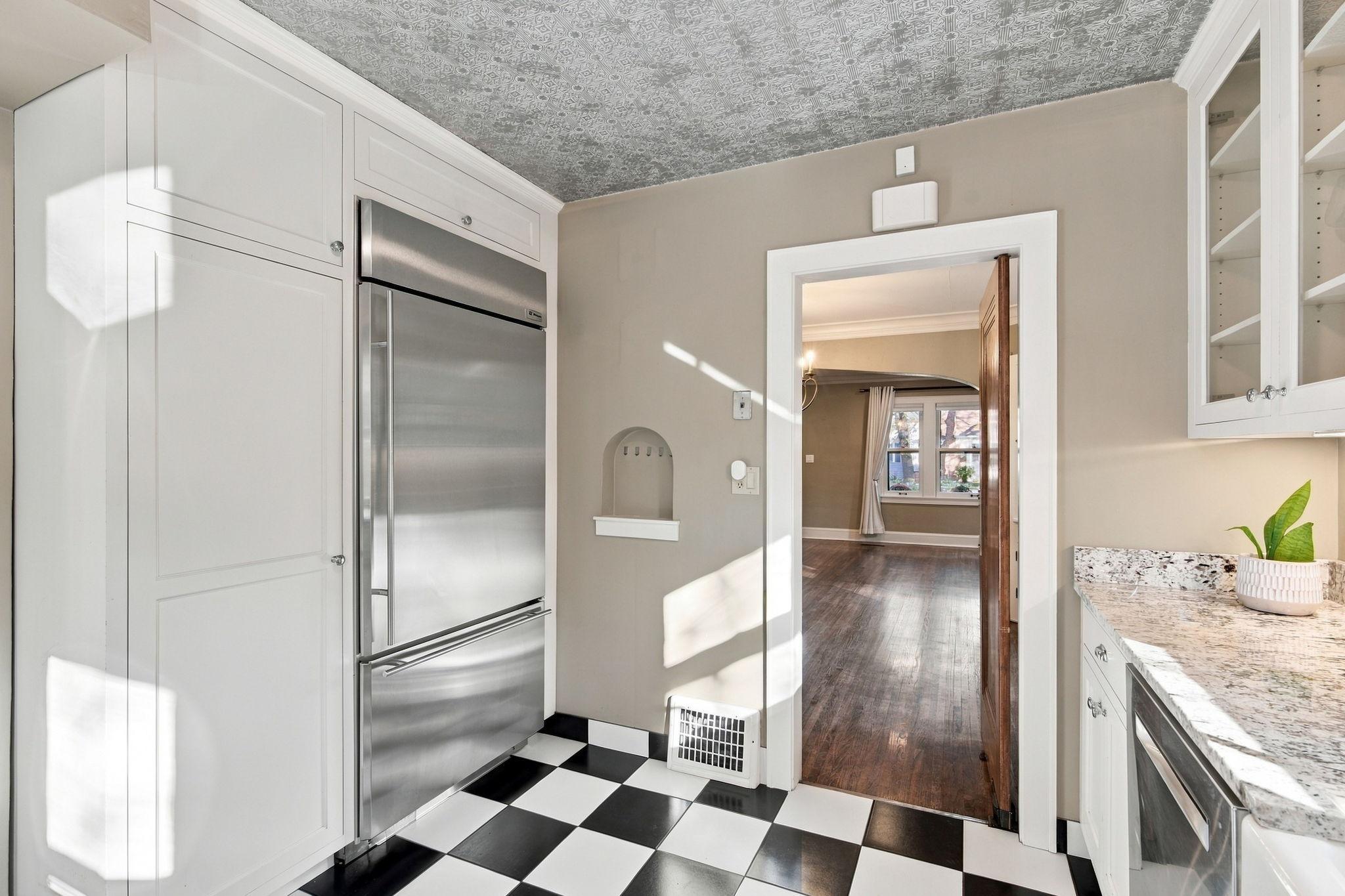 View of Residential at 4127 Washburn Avenue, Minneapolis MN 55412, Minneapolis (20 of 76) - Mike Wilen | Minnesota Team Real Estate