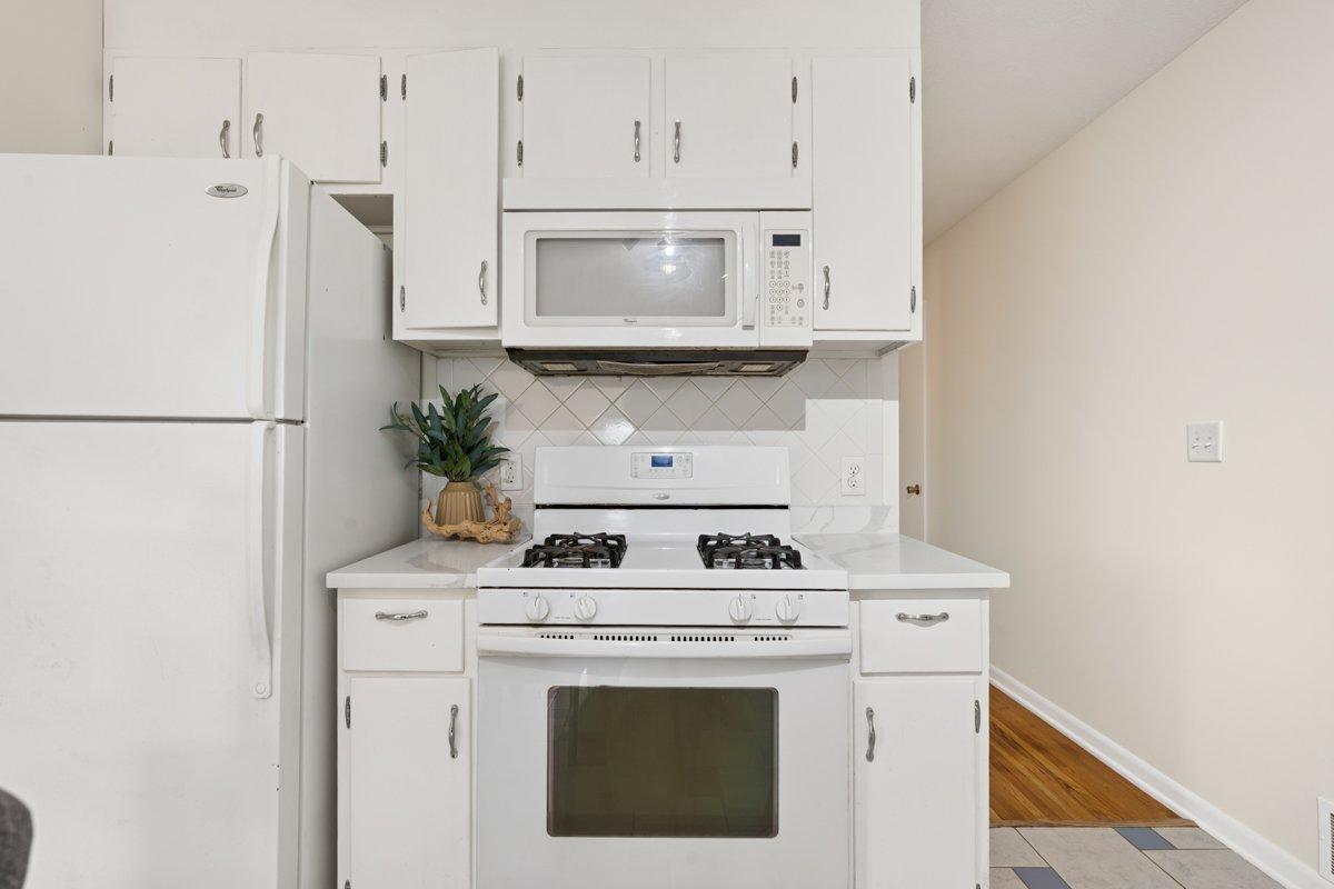 View of Residential Income at 6024 35th Street, Saint Louis Park MN 55416, Saint Louis Park (10 of 39) - Mike Wilen | Minnesota Team Real Estate