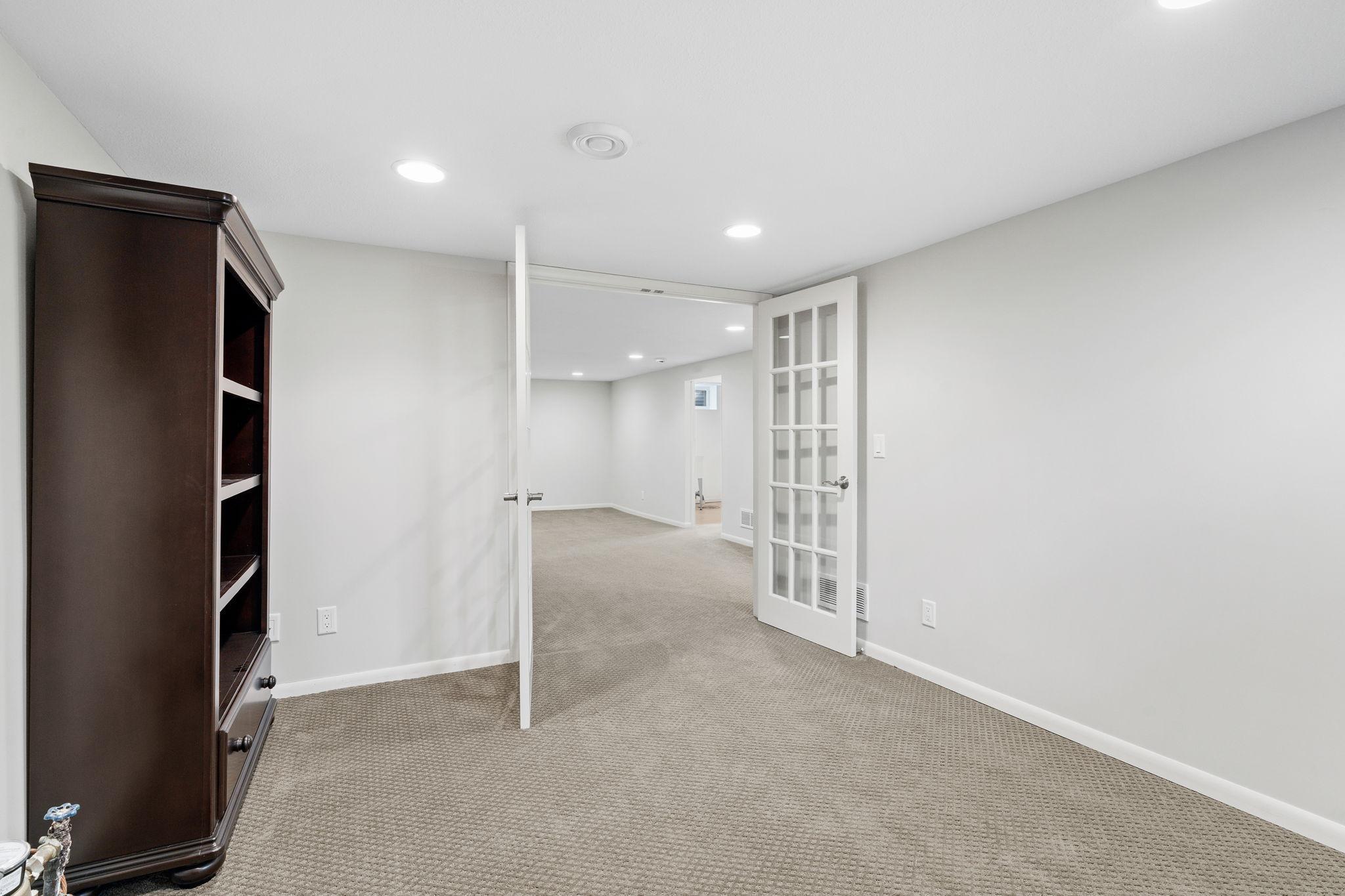 View of Residential at 5820 Fairfax Avenue, Edina MN 55424, Edina (23 of 35) - Mike Wilen | Minnesota Team Real Estate