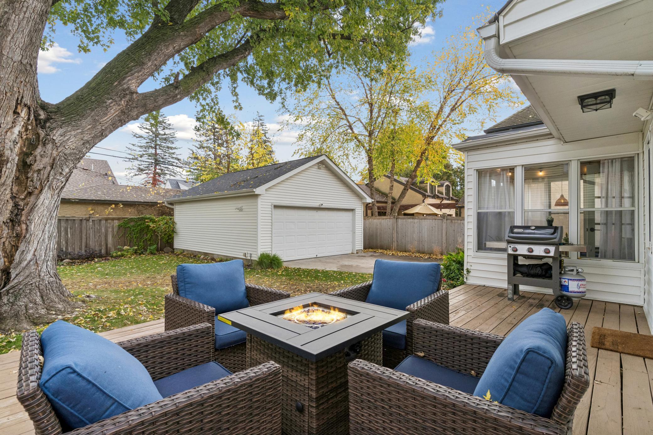 View of Residential at 588 Montrose Lane, Saint Paul MN 55116, Saint Paul (37 of 39) - Mike Wilen | Minnesota Team Real Estate