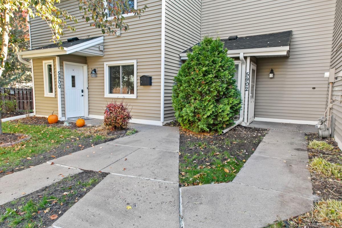 View of (TH) Side x Side at 5902 Cahill Avenue, Inver Grove Heights - Mike Wilen | Minnesota Team Real Estate
