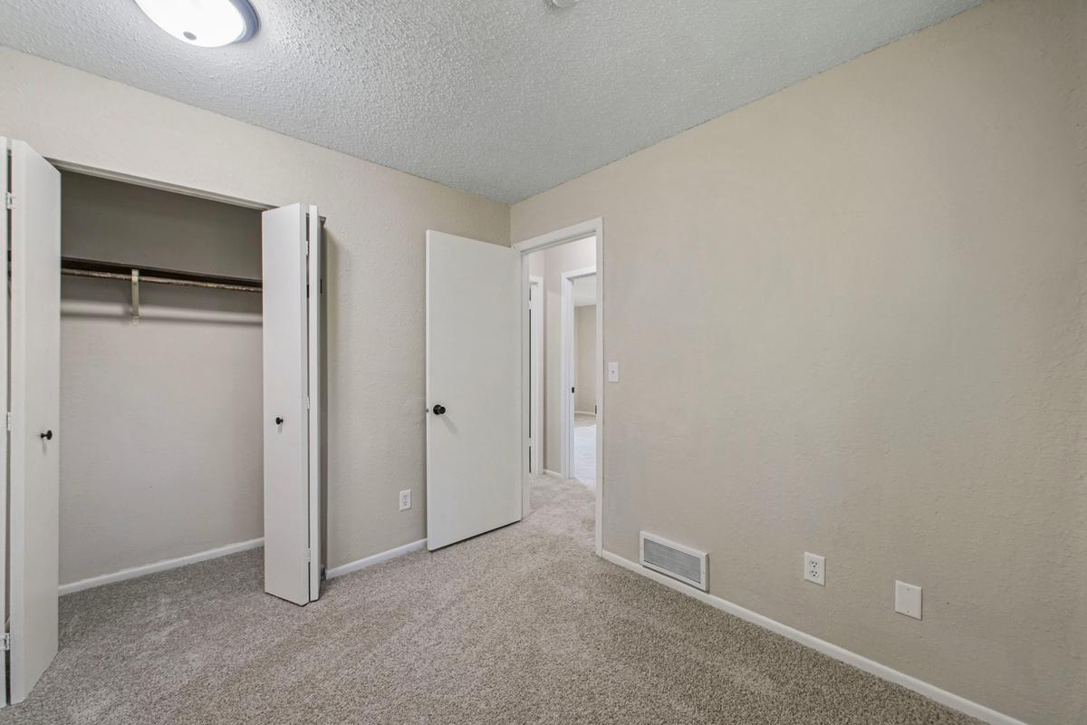 View of Residential at 5902 Cahill Avenue, Inver Grove Heights MN 55076, Inver Grove Heights (26 of 35) - Mike Wilen | Minnesota Team Real Estate