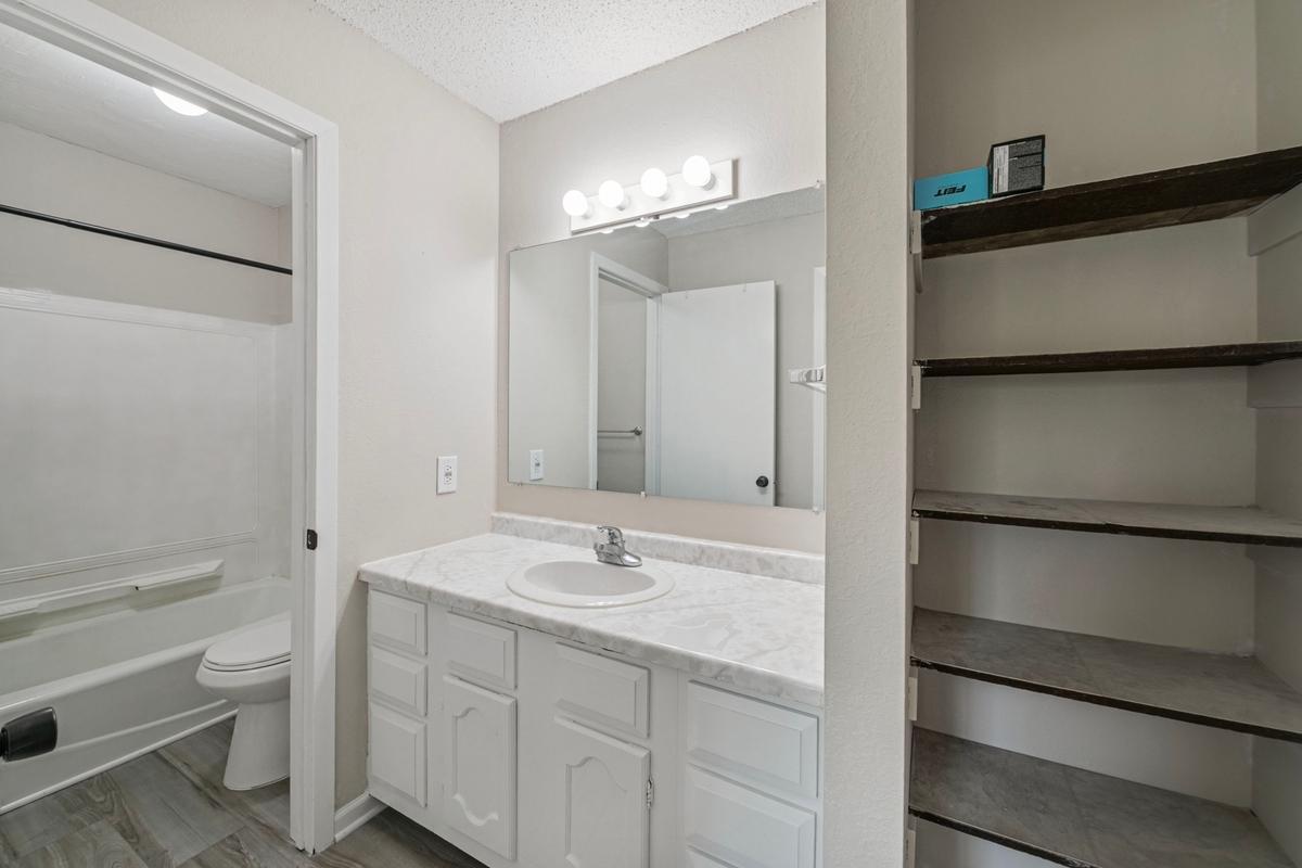 View of Residential at 5902 Cahill Avenue, Inver Grove Heights MN 55076, Inver Grove Heights (16 of 35) - Mike Wilen | Minnesota Team Real Estate
