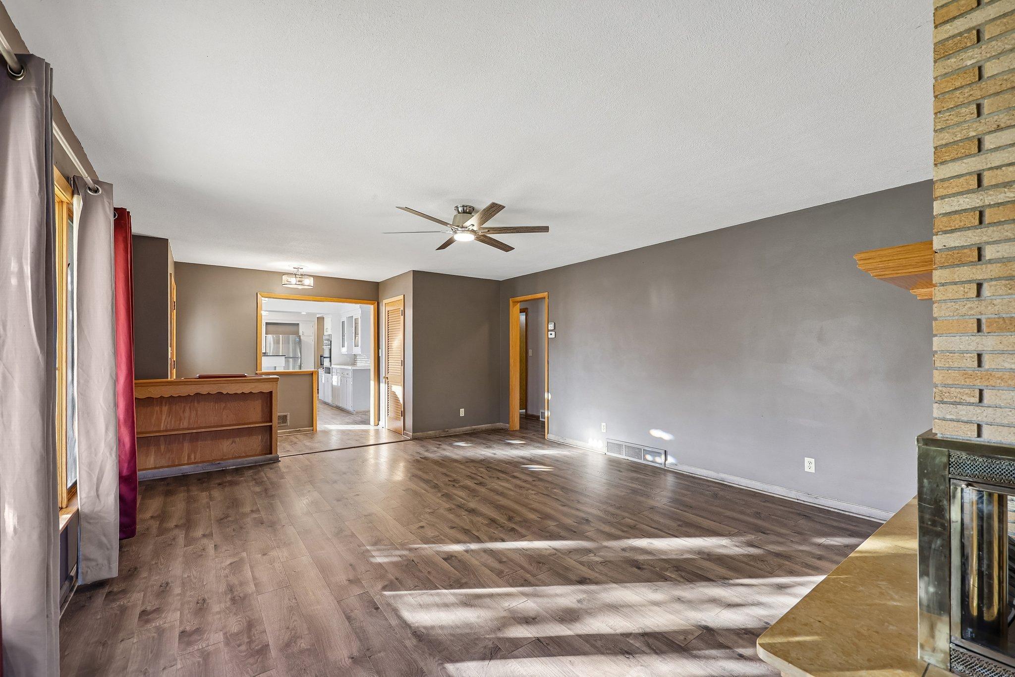 View of Residential at 318 Meridian Street, Belle Plaine MN 56011, Belle Plaine (11 of 39) - Mike Wilen | Minnesota Team Real Estate