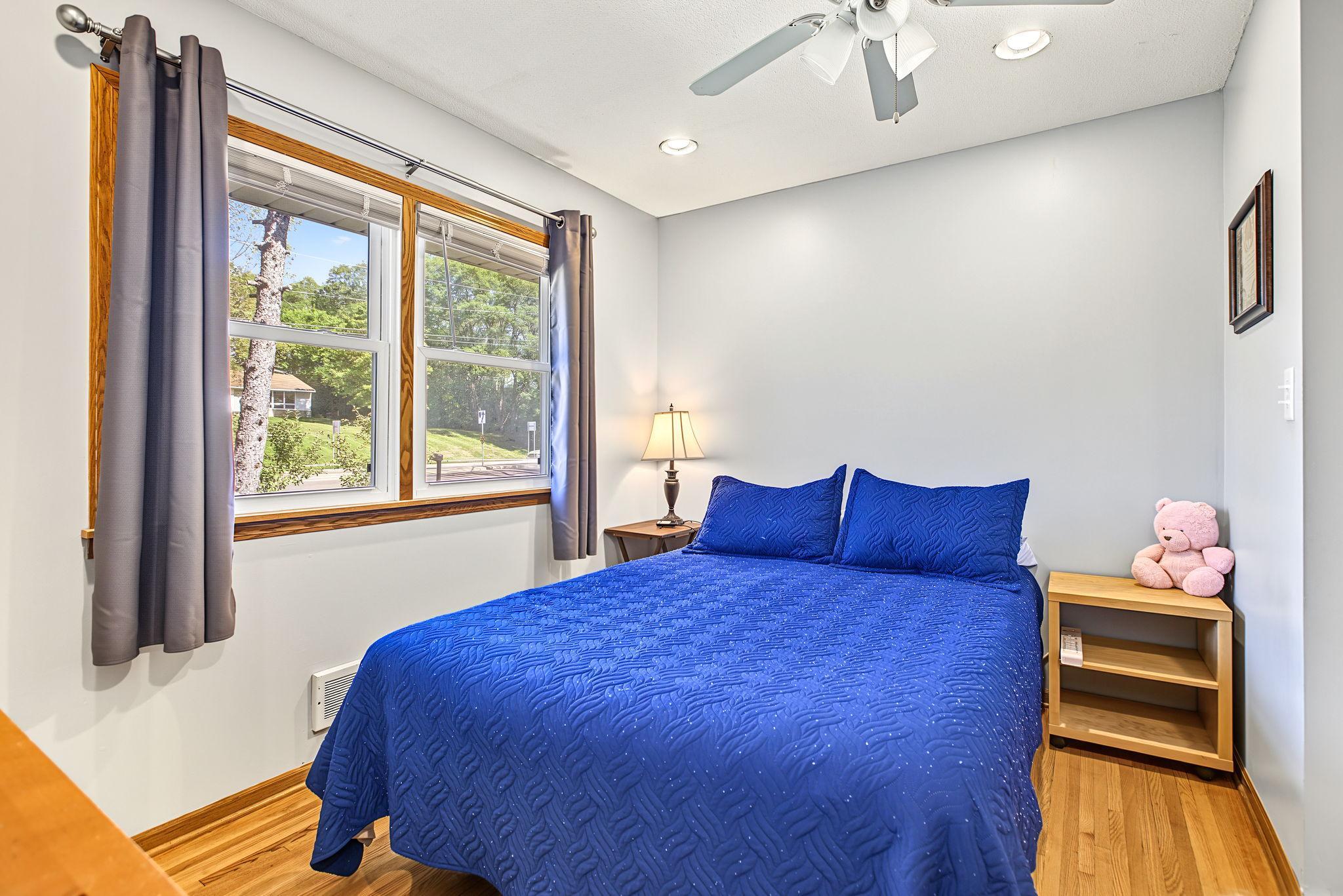 View of Residential at 410 Thompson Avenue, West Saint Paul MN 55118, West Saint Paul (18 of 50) - Mike Wilen | Minnesota Team Real Estate