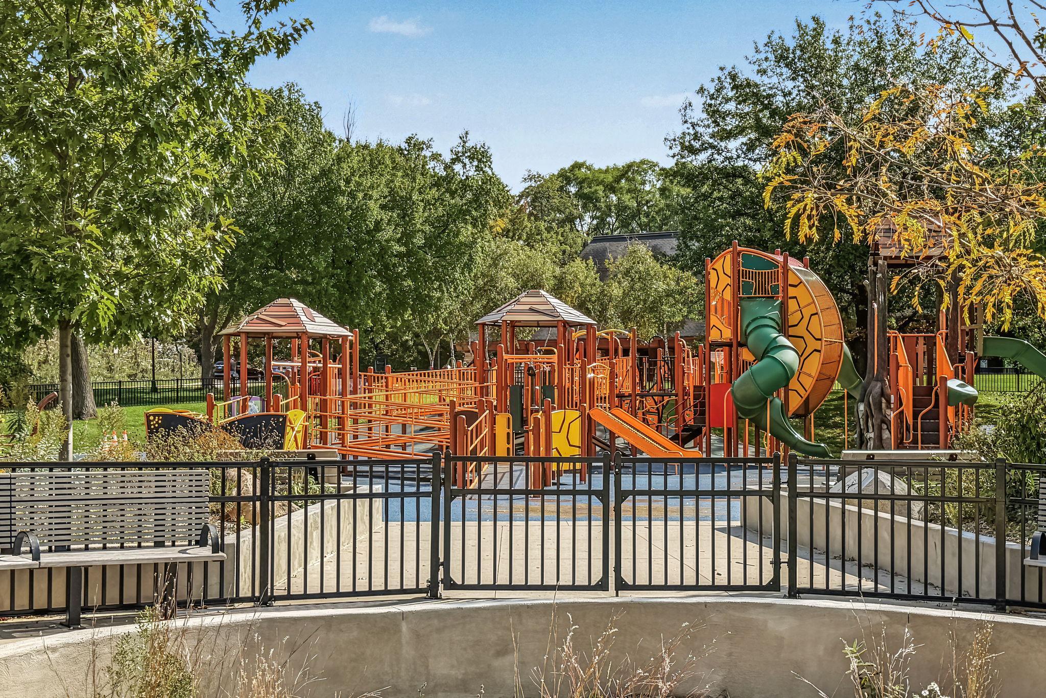 View of Residential at 410 Thompson Avenue, West Saint Paul MN 55118, West Saint Paul (42 of 50) - Mike Wilen | Minnesota Team Real Estate